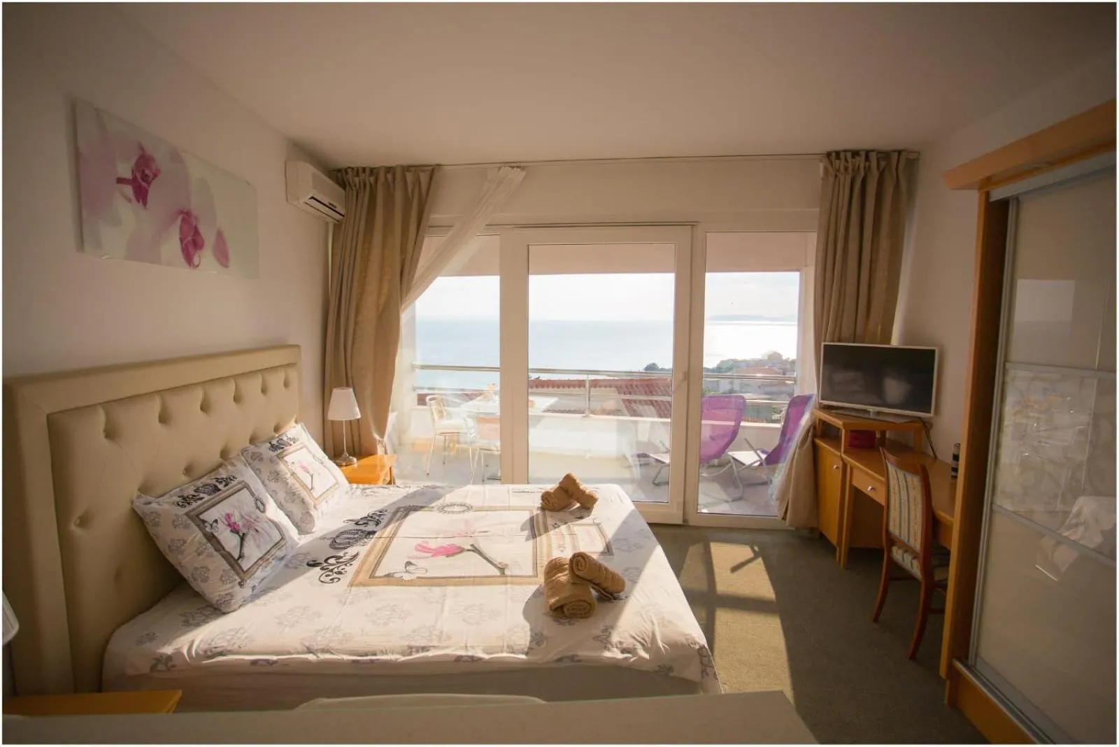 Bedroom, Bed in Apartments Maja