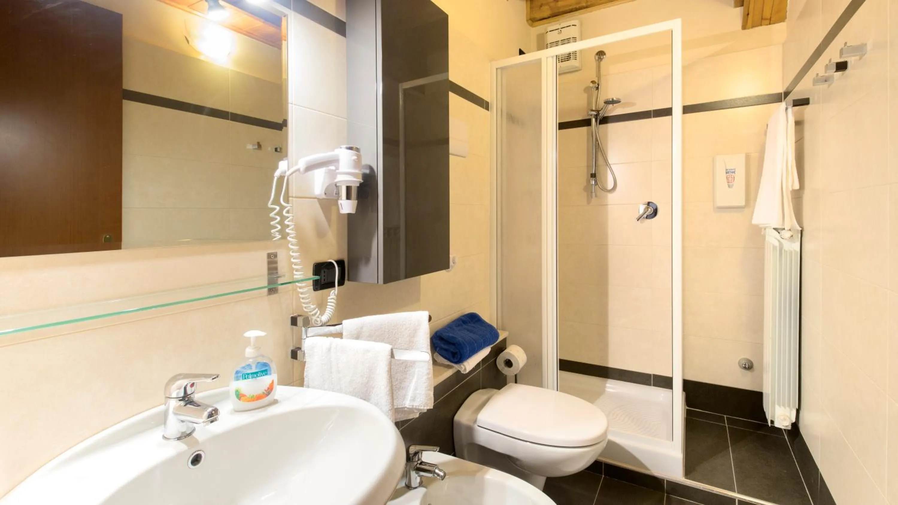 Bathroom in Antiche Rive Holidays Apartments