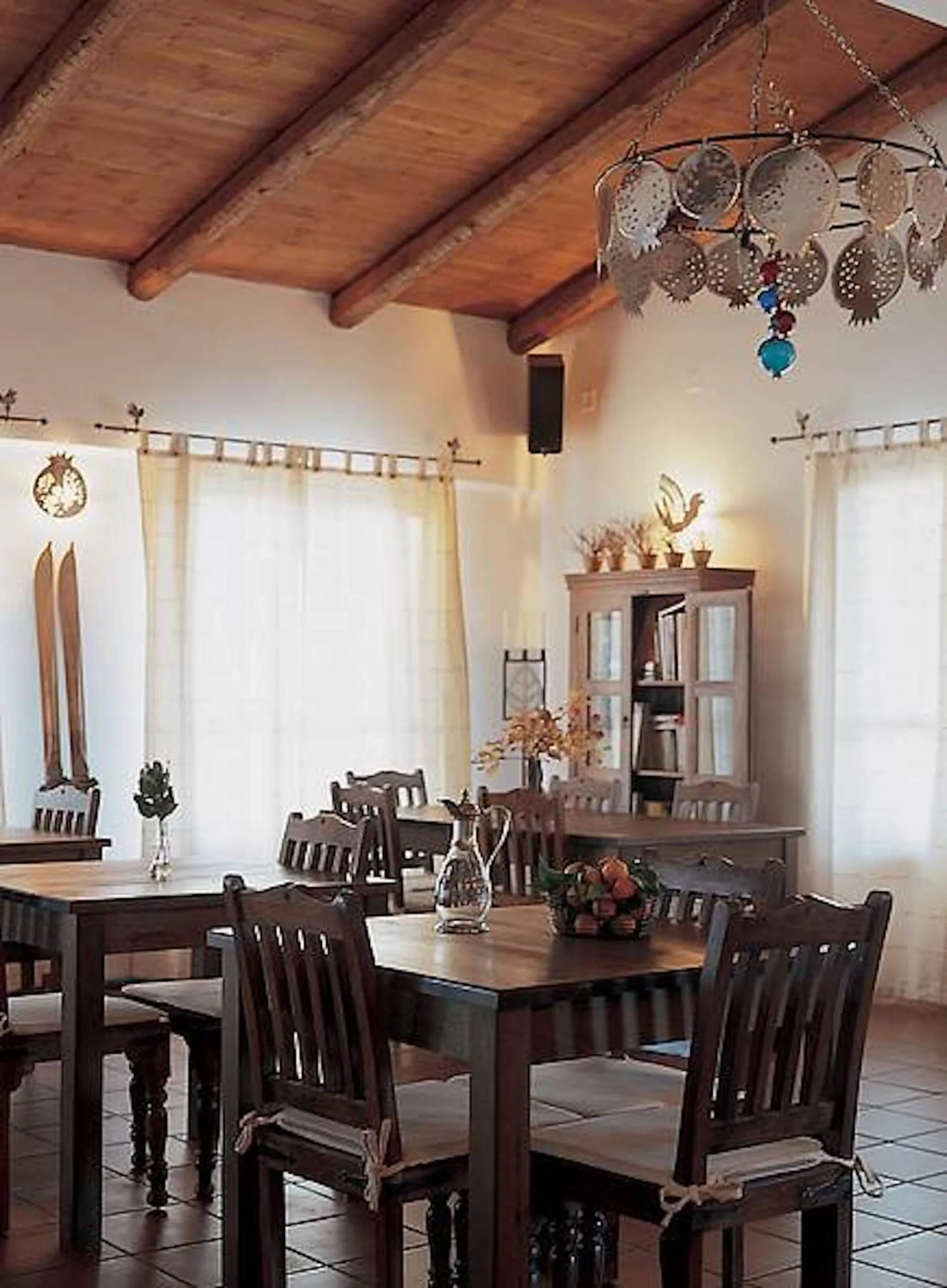 Restaurant/places to eat in Helicon Muses Friendly Mountain B&B Guesthouse