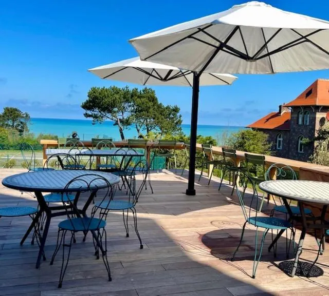 Hôtel De La Terrasse