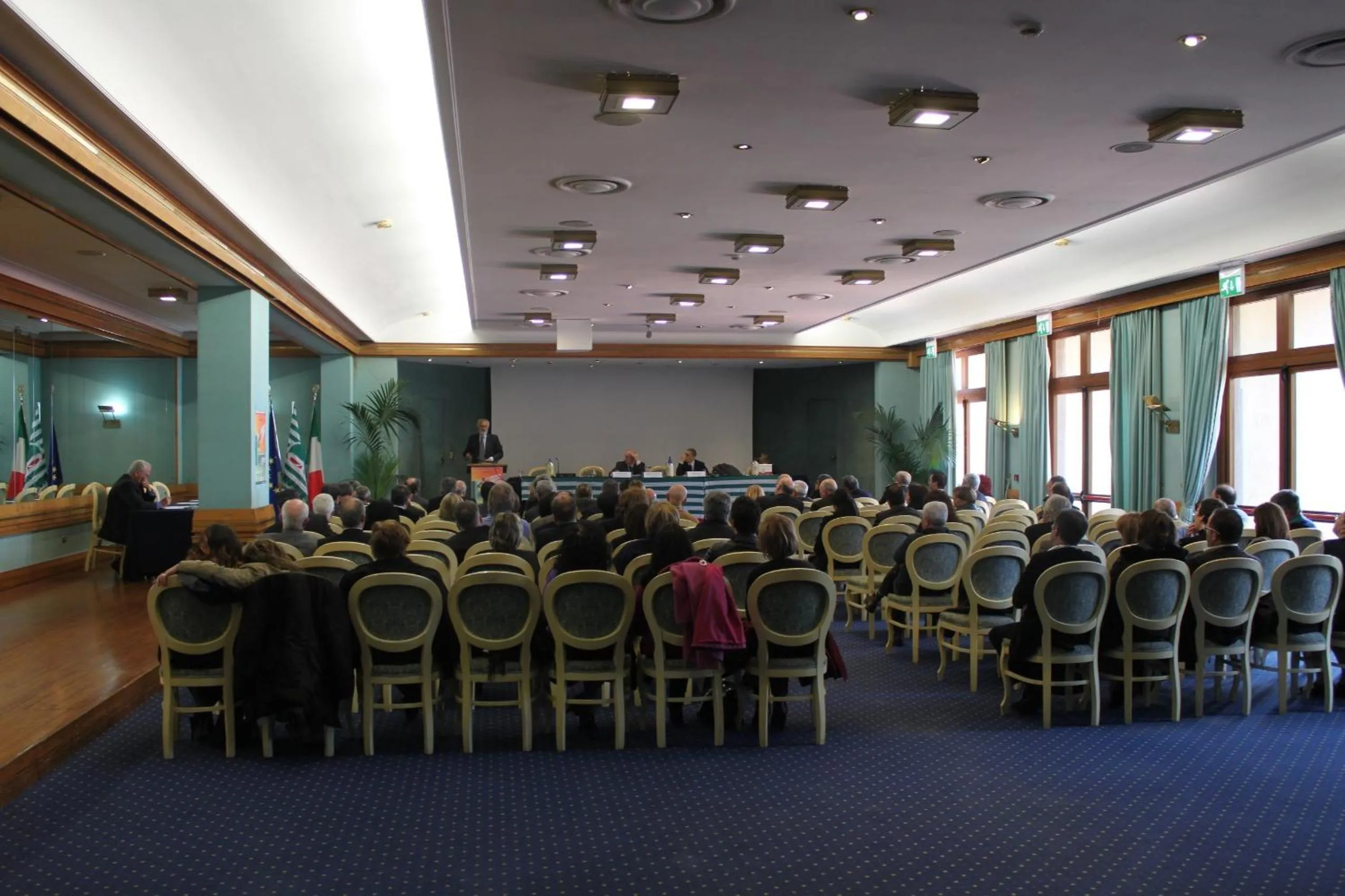 Business facilities in 501 Hotel