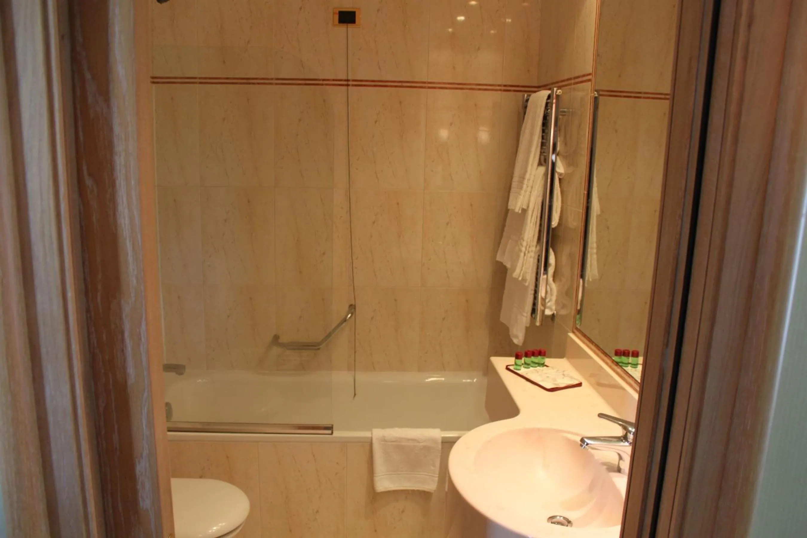 Bathroom in 501 Hotel