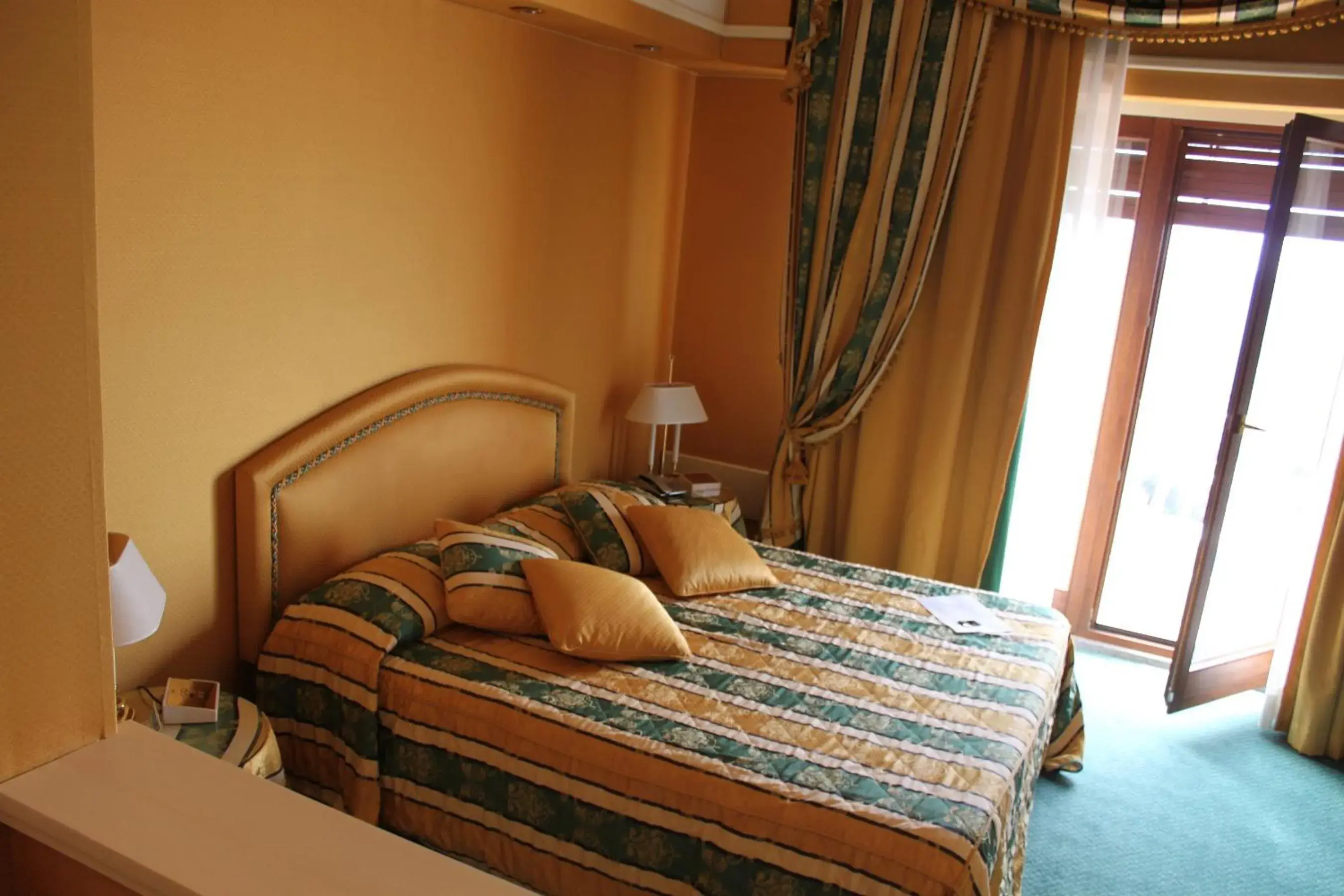 Day, Bed in 501 Hotel Day, Bed in 501 Hotel