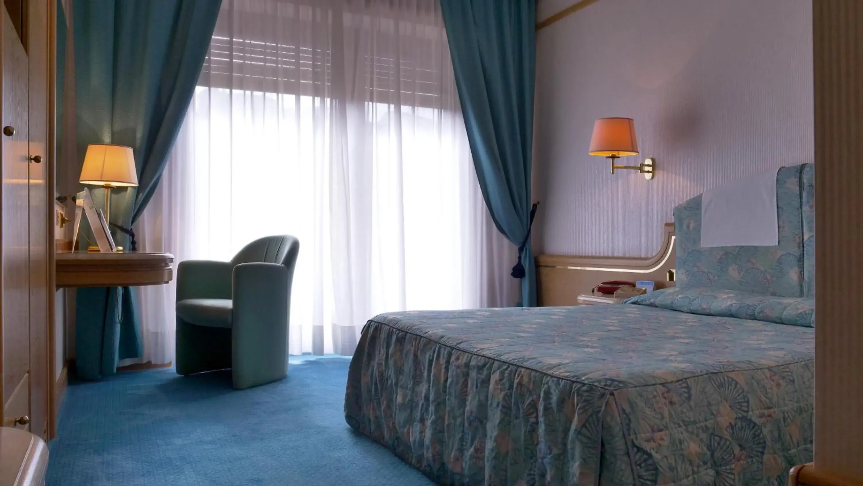 Bed in 501 Hotel Bed in 501 Hotel