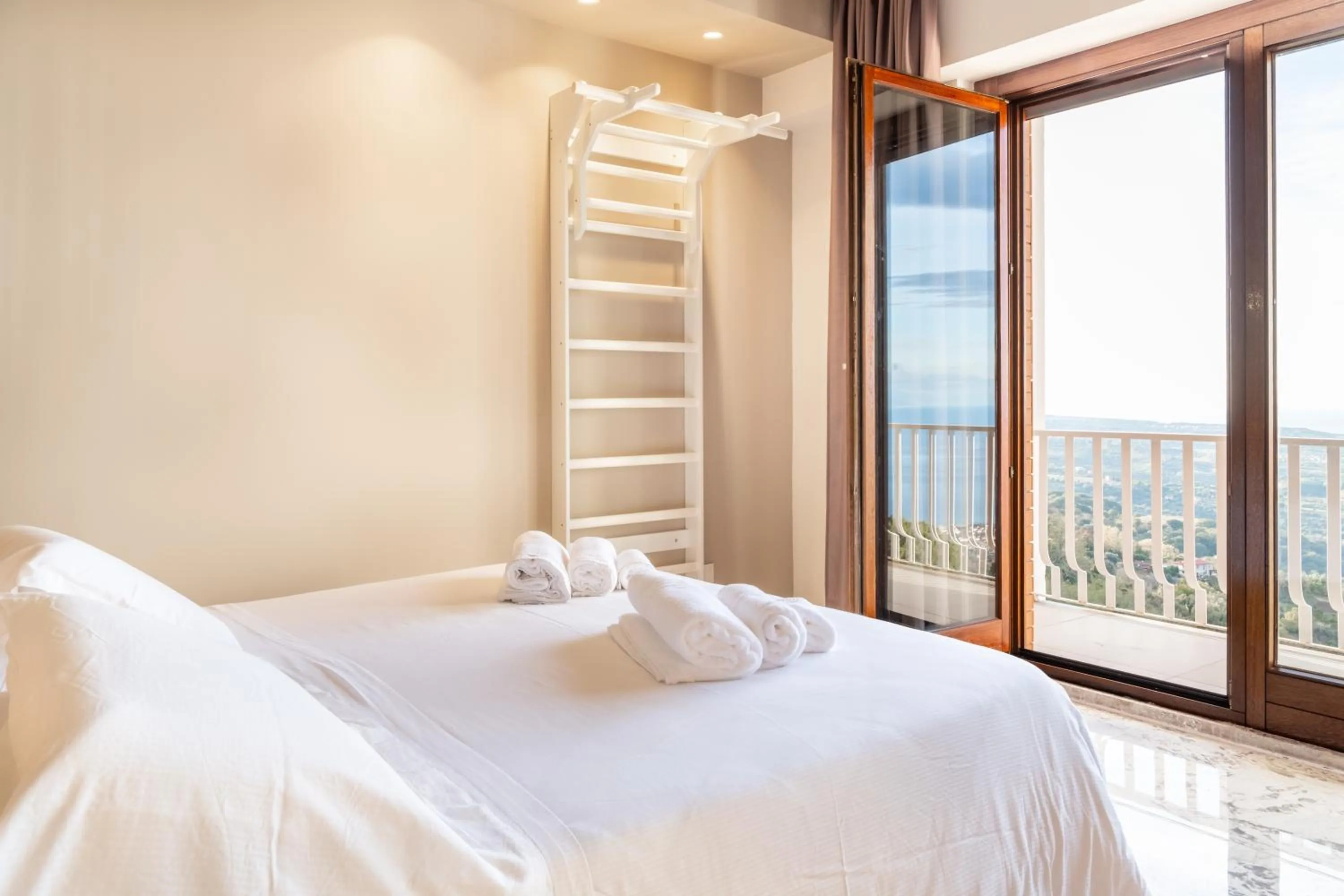 Fitness centre/facilities, Bed in 501 Hotel