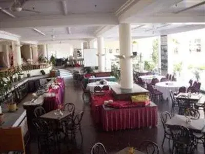 Restaurant/places to eat in The Orient Star Resort Lumut Restaurant/places to eat in The Orient Star Resort Lumut