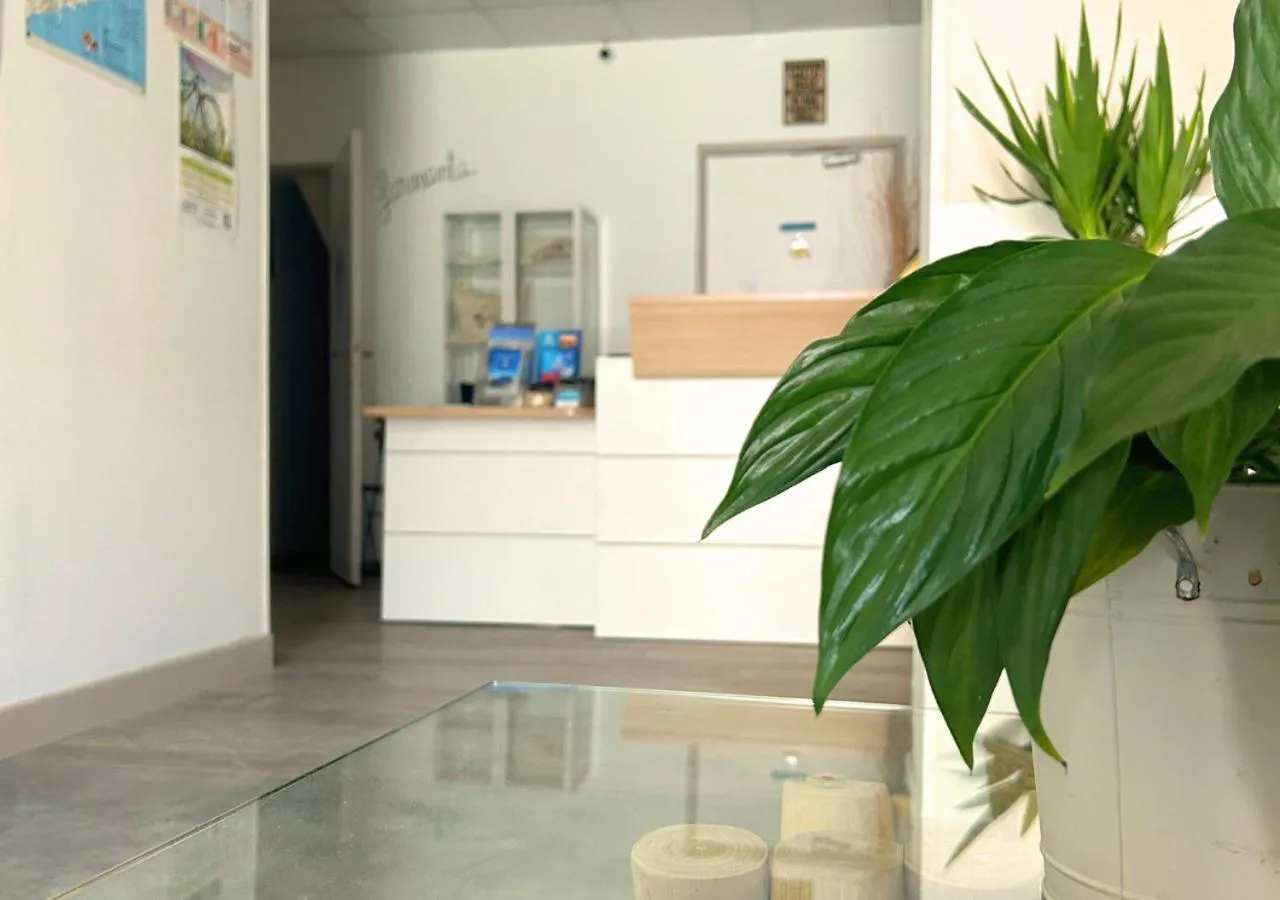 Facade/entrance in Hôtel Le Carnon