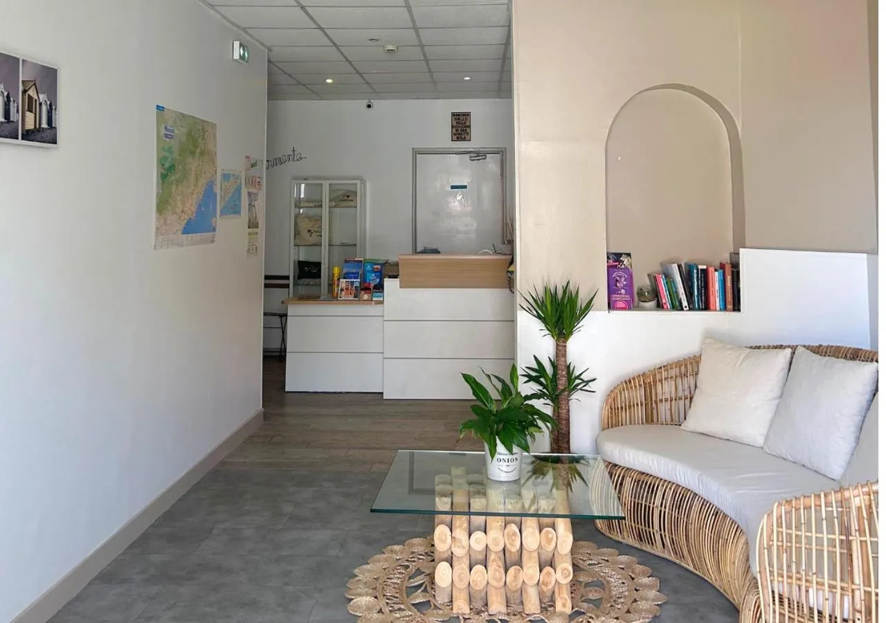 Lobby or reception in Hôtel Le Carnon