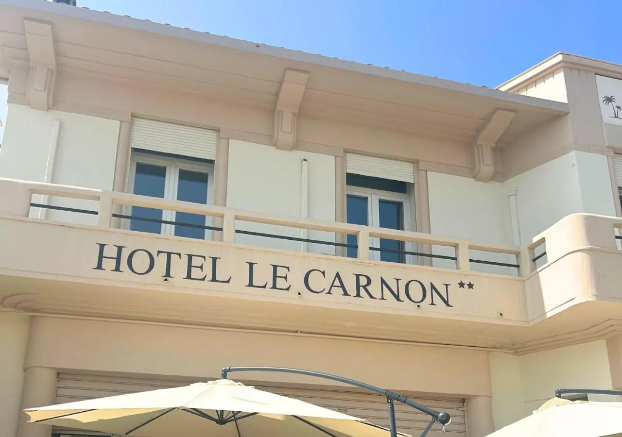 Property building in Hôtel Le Carnon