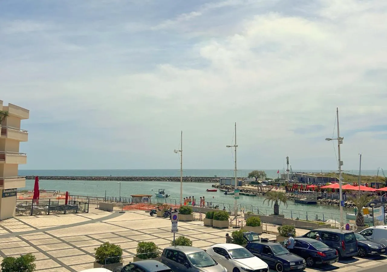 Natural landscape in Hôtel Le Carnon