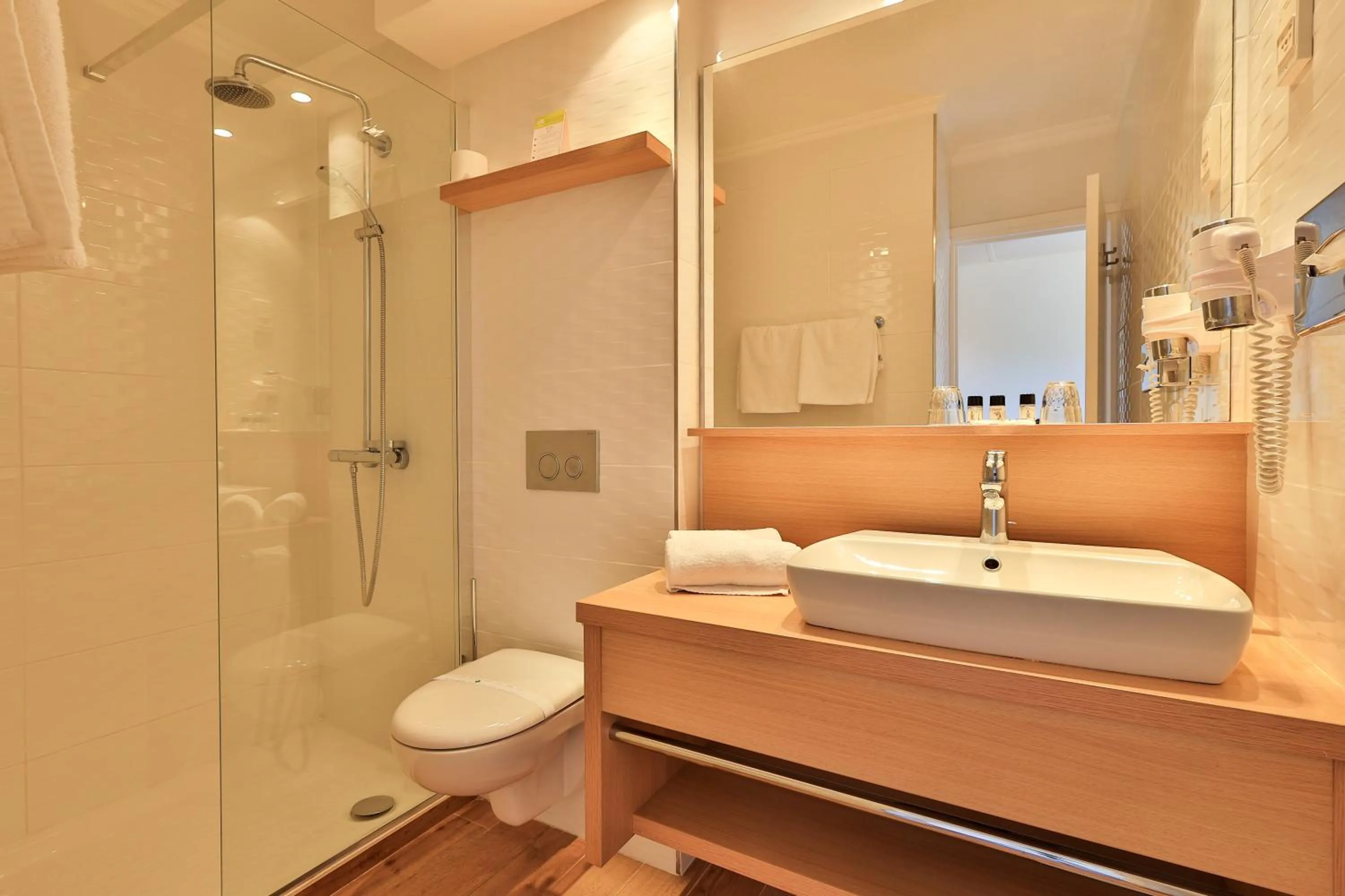 Shower in Le Petit Prince