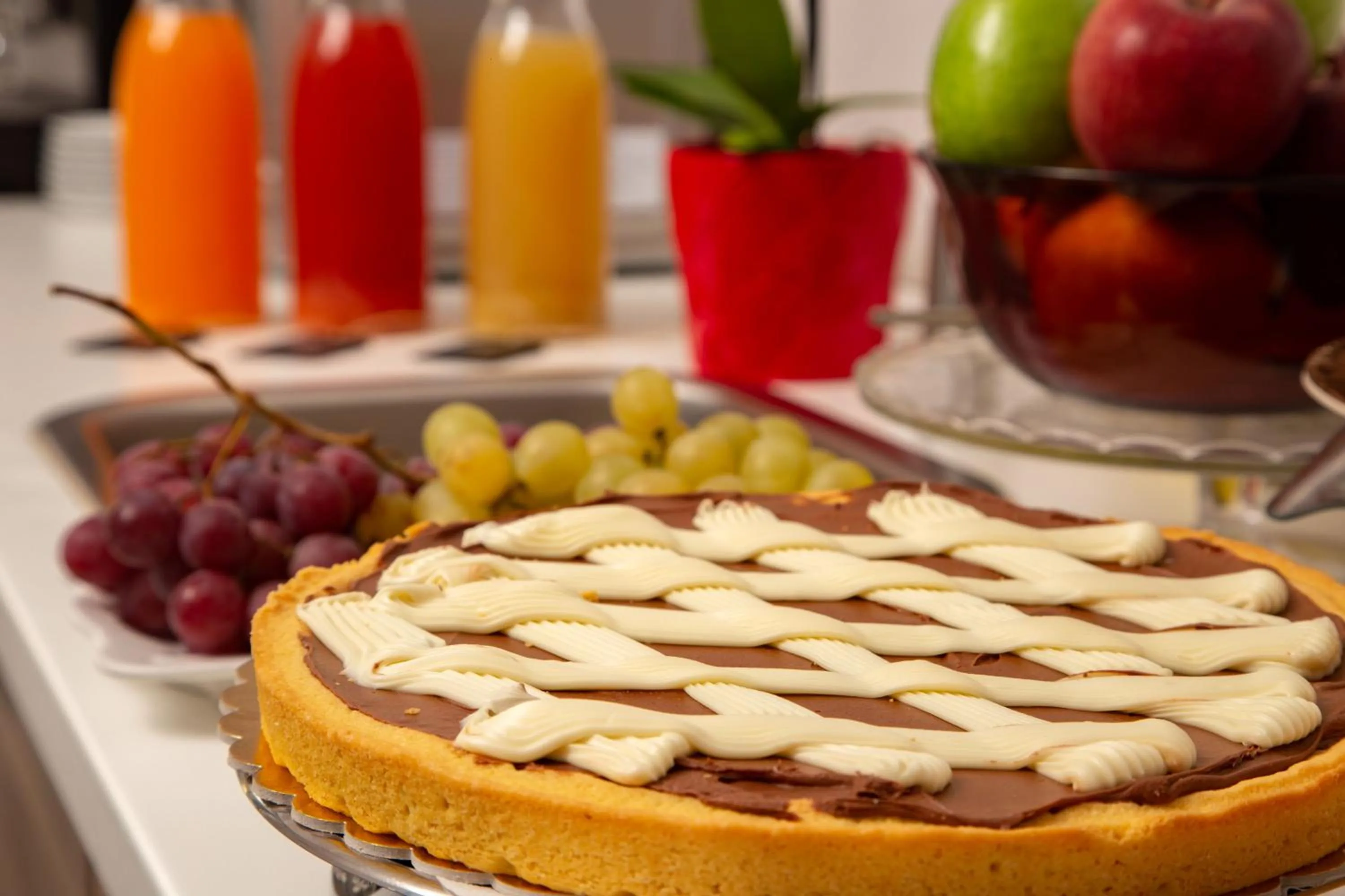 Food and drinks in Prima Guest House Collection