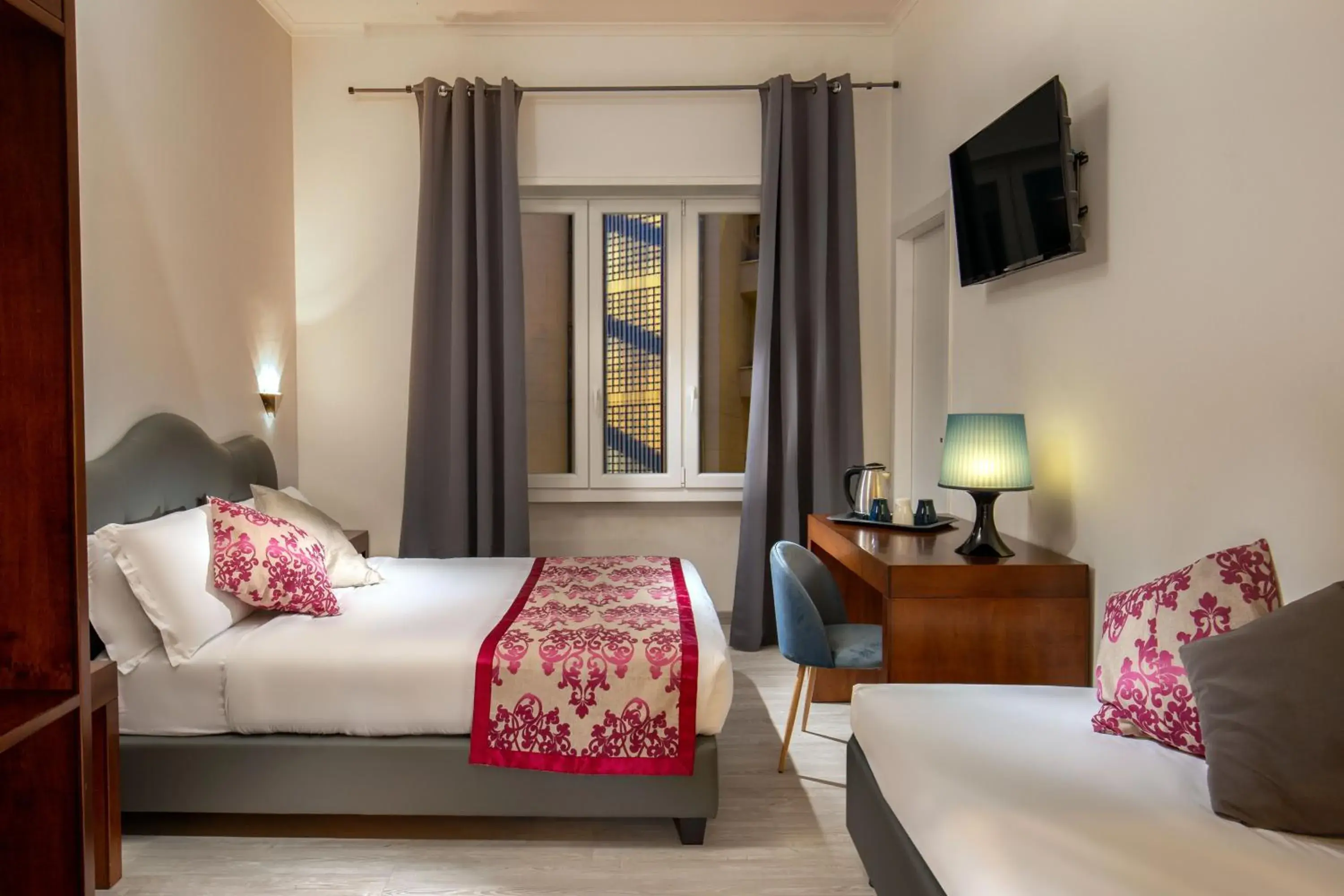 Photo of the whole room, Bed in Prima Guest House Collection Photo of the whole room, Bed in Prima Guest House Collection