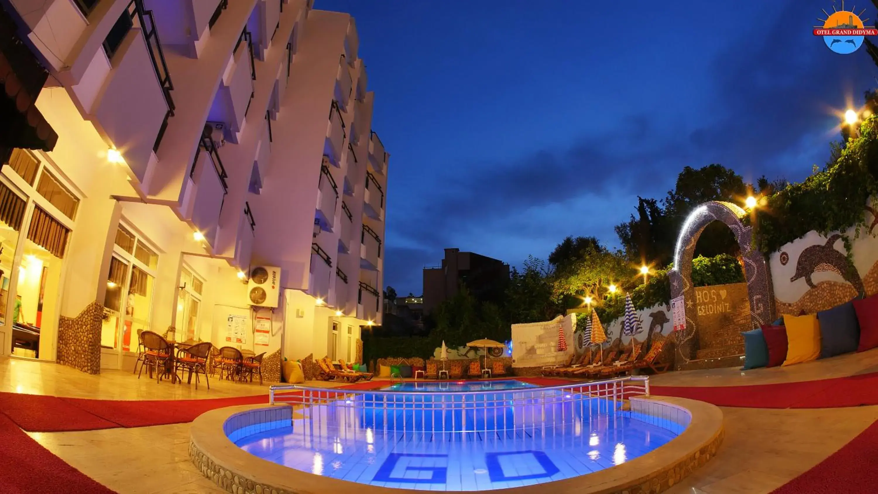 Swimming pool in Grand Didyma Hotel Swimming pool in Grand Didyma Hotel