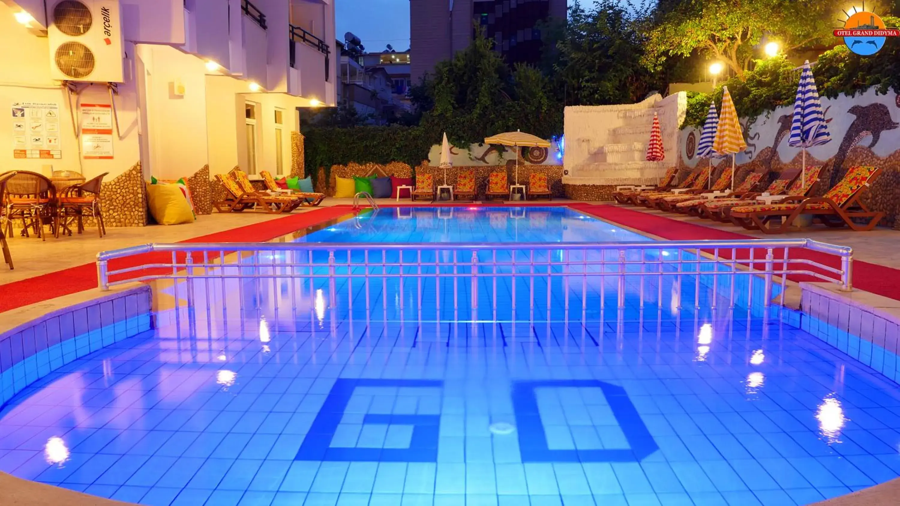 Swimming pool in Grand Didyma Hotel Swimming pool in Grand Didyma Hotel