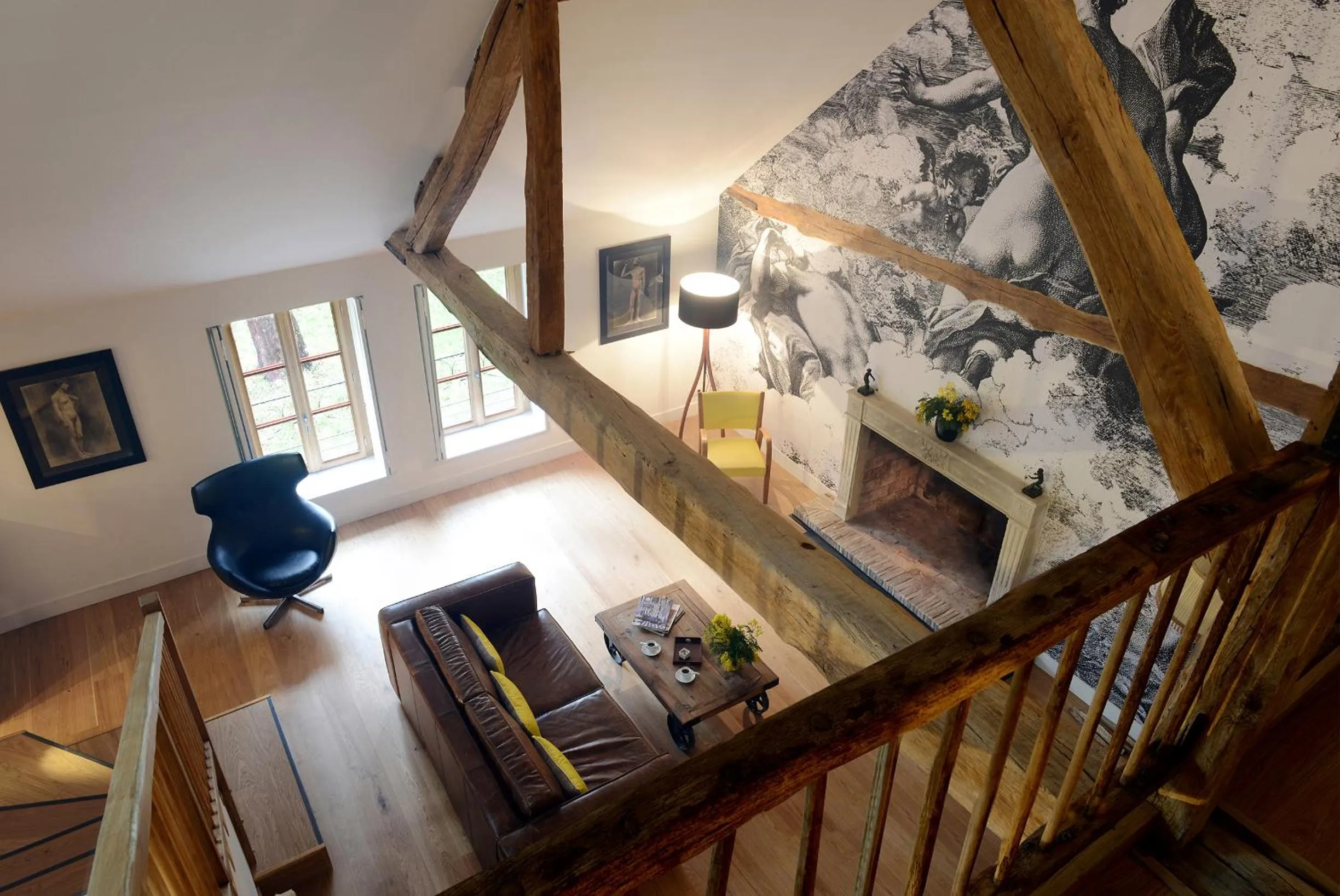 Staff in Art House Domaine de l'Ocrerie