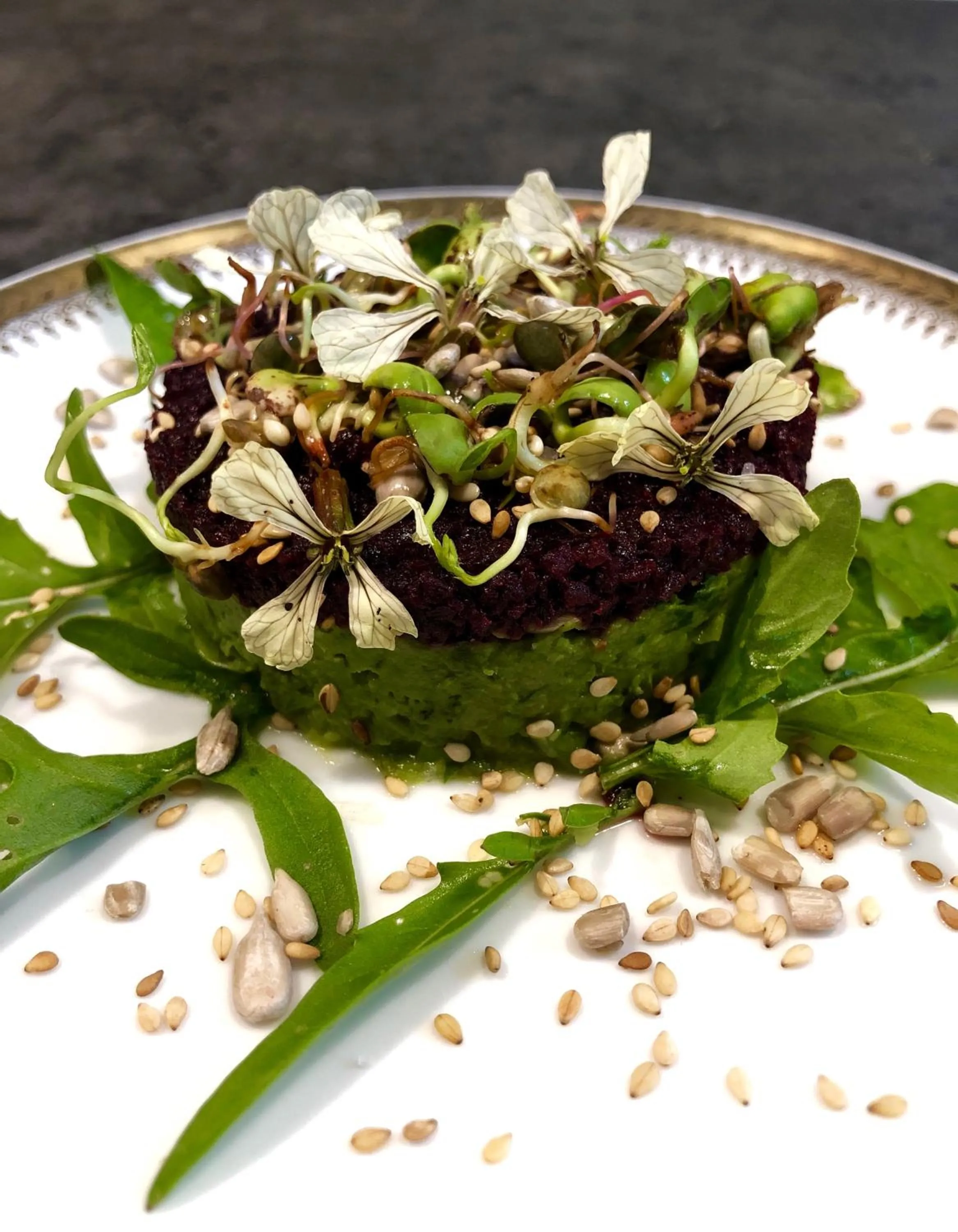 Restaurant/places to eat in Art House Domaine de l'Ocrerie