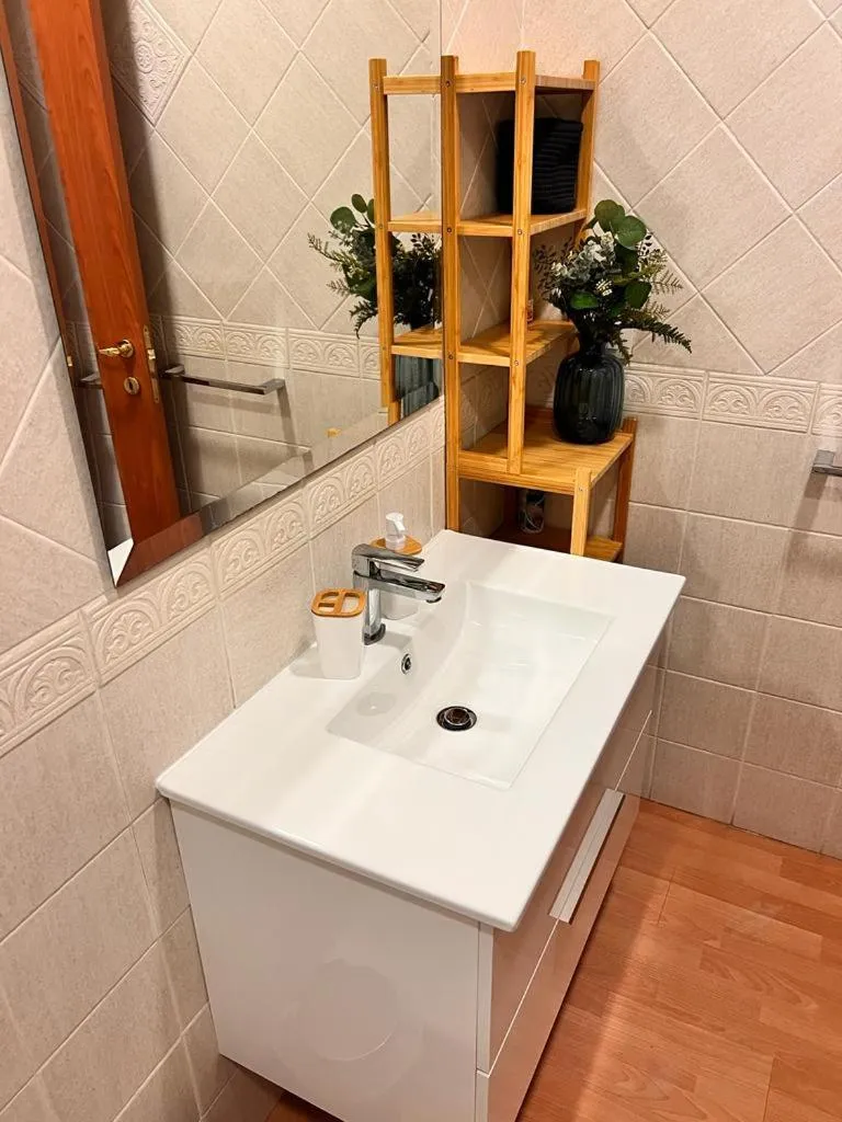 Shower in Juliette Rooms