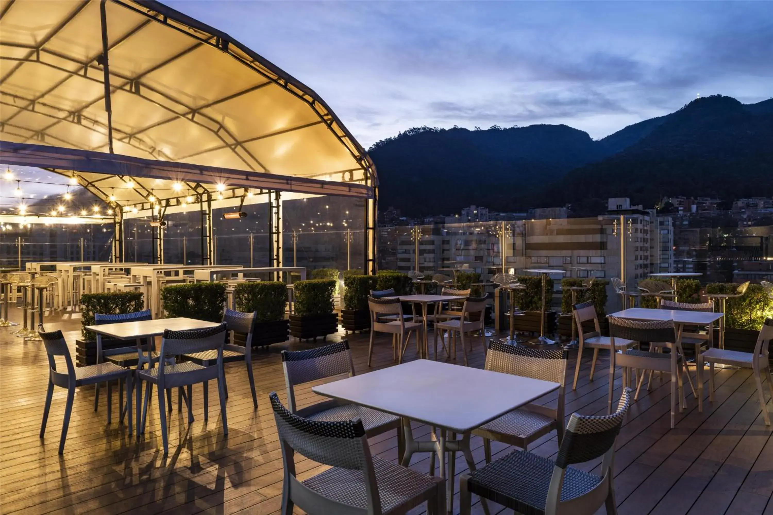 Lounge or bar in Hilton Bogotá Lounge or bar in Hilton Bogotá