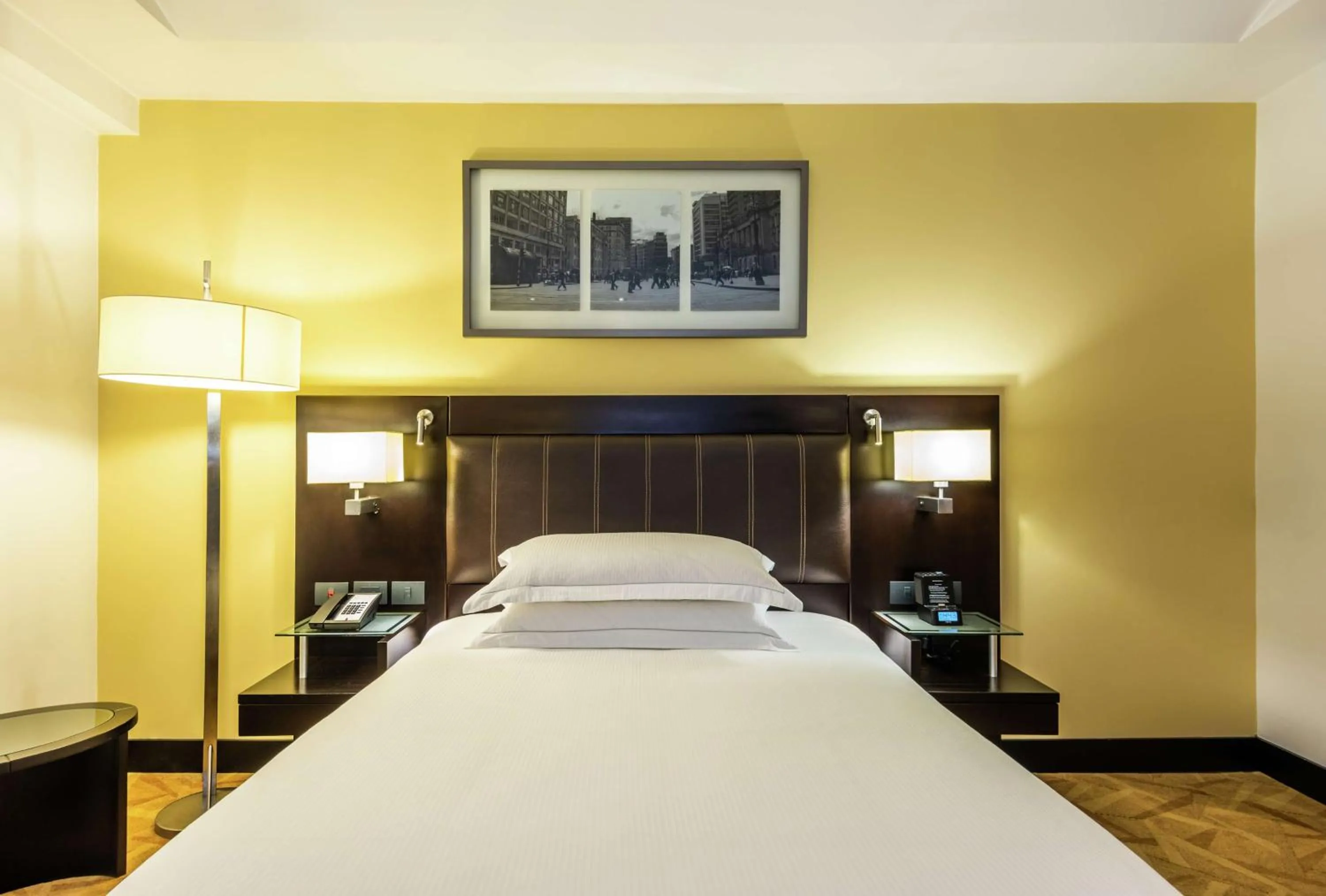 Bed in Hilton Bogotá