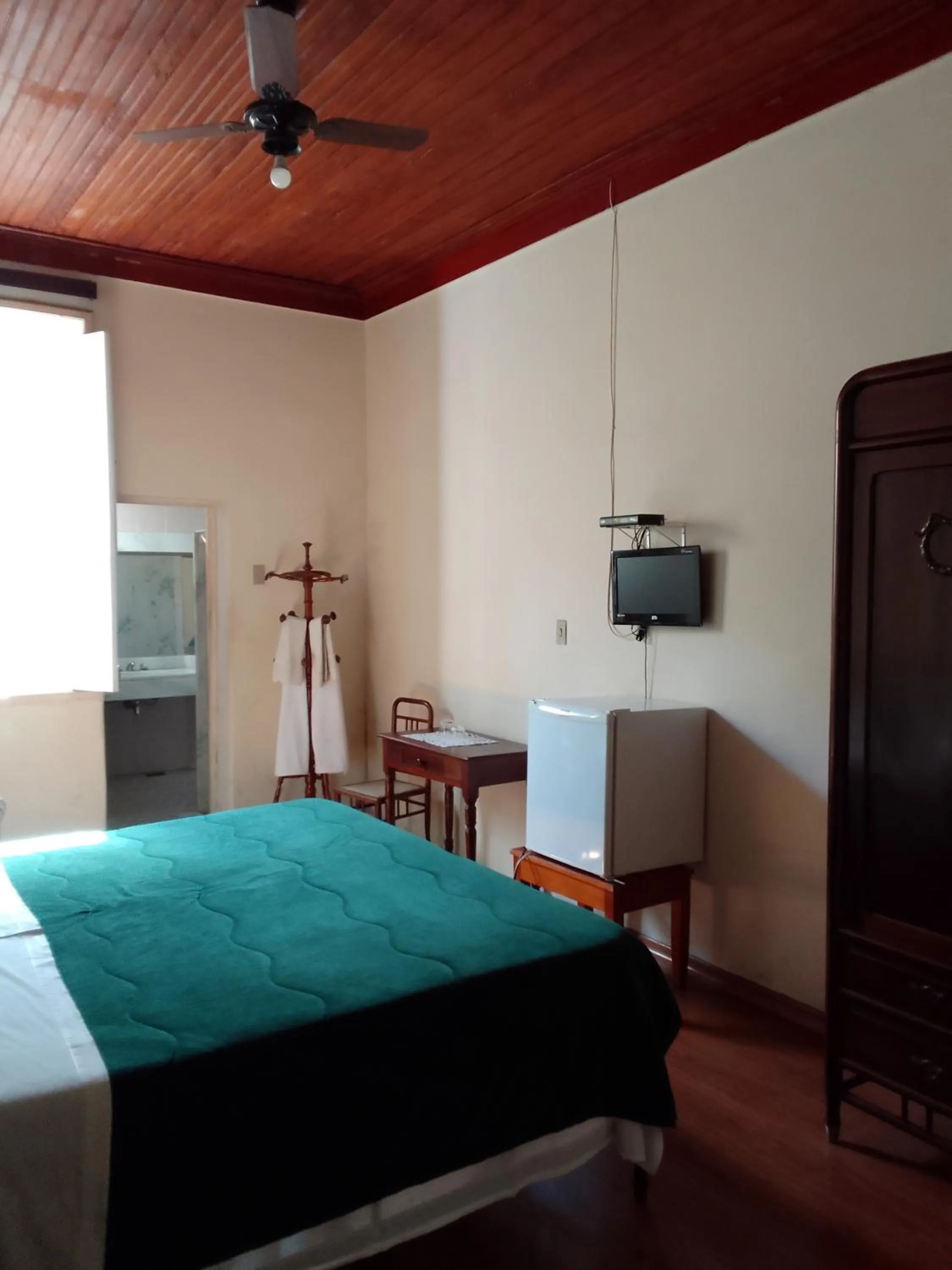 Photo of the whole room, Bed in Hotel Bragança