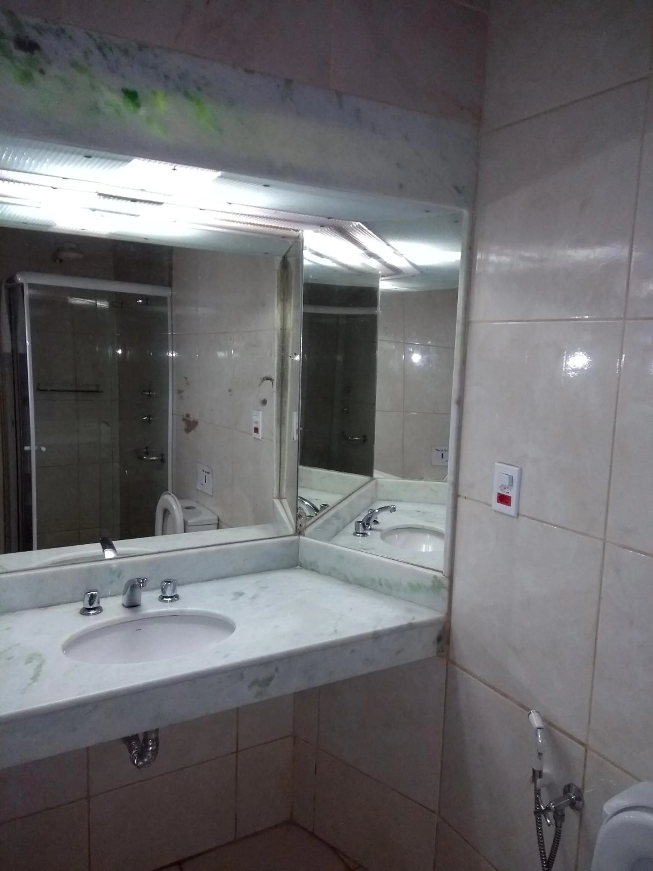 Bathroom in Hotel Bragança