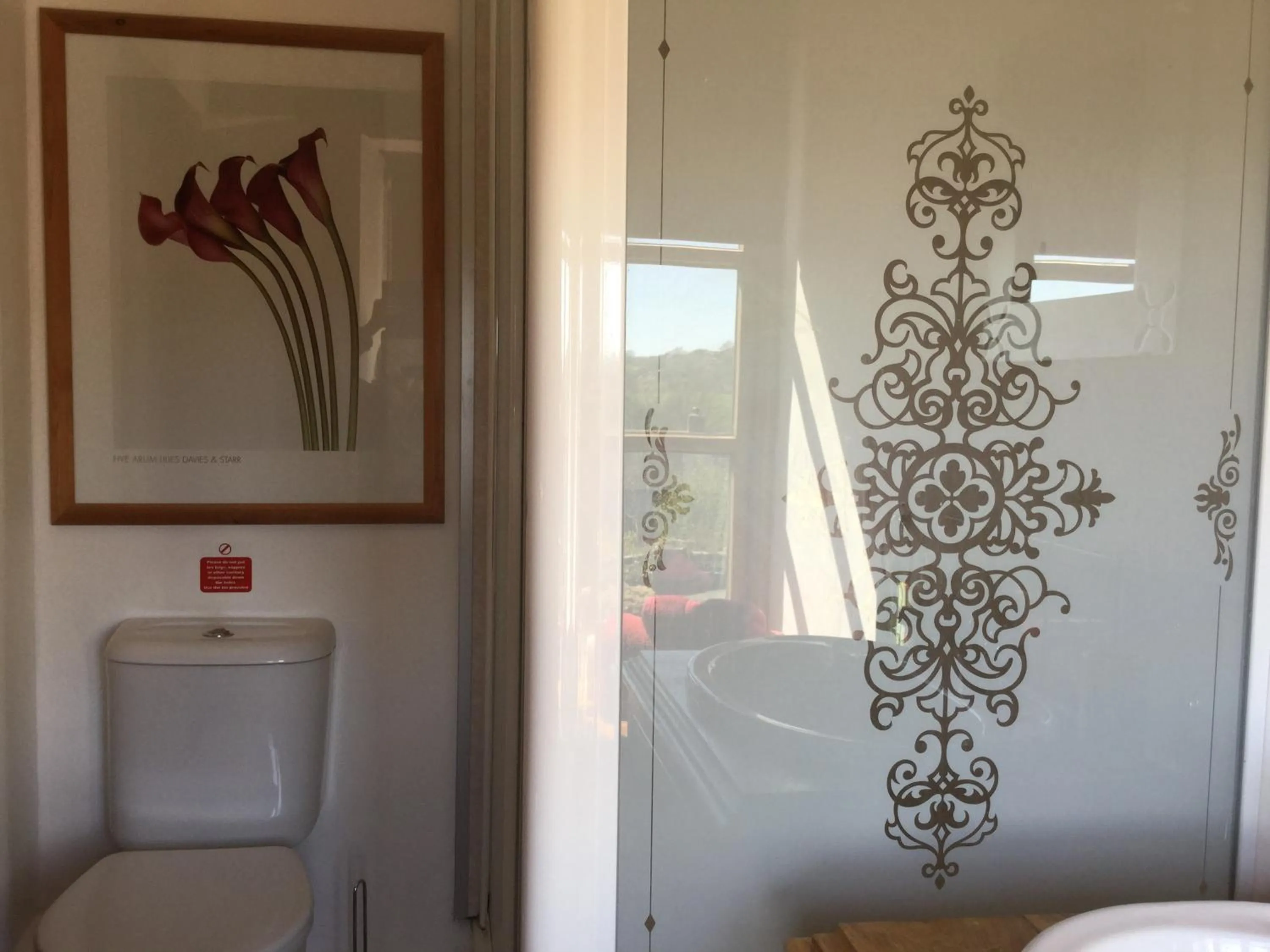 Bathroom in Coombe House B&B