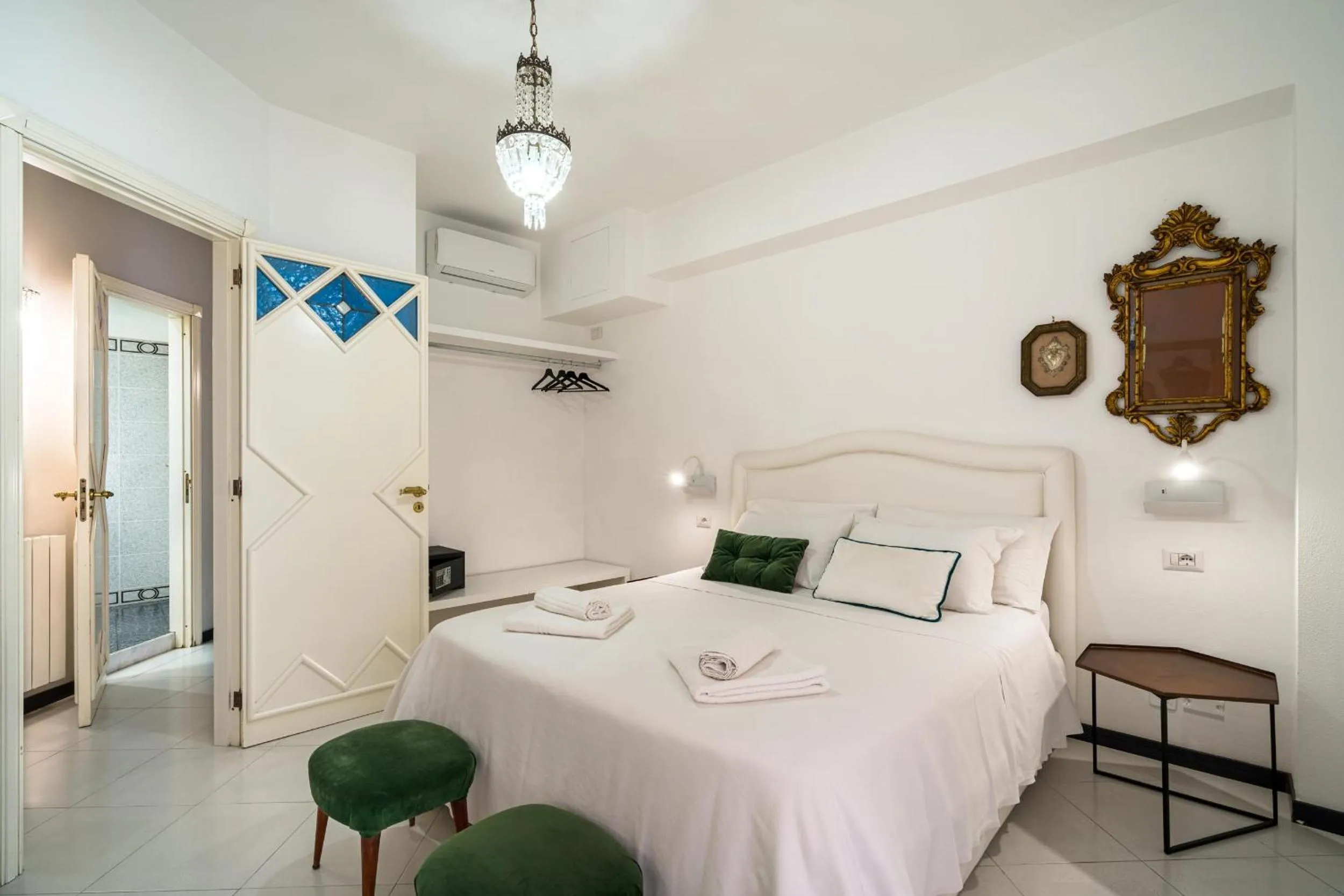 Bedroom, Bed in Al Duomo Rooms & Flats