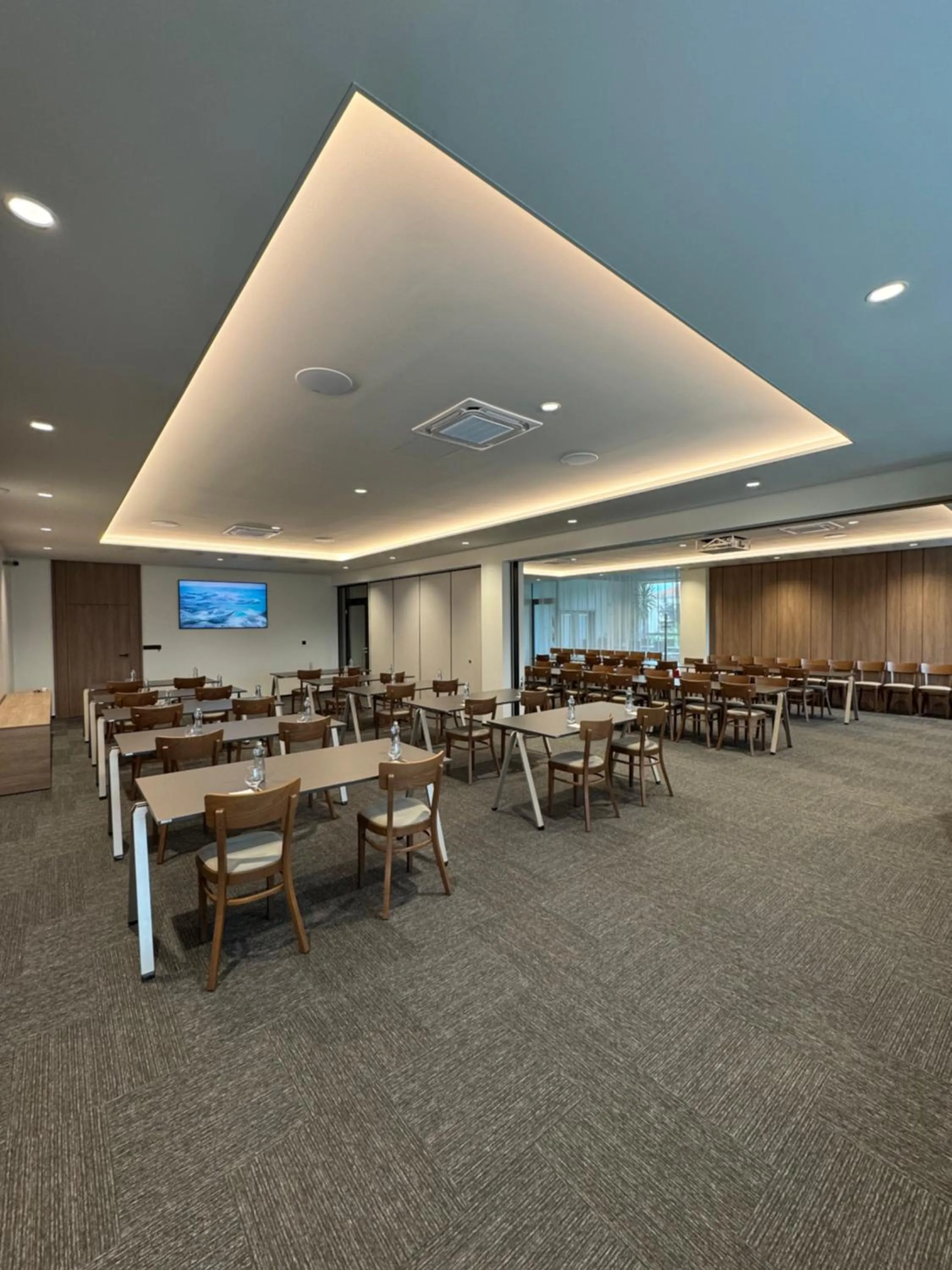 Business facilities in Hotel Alfa