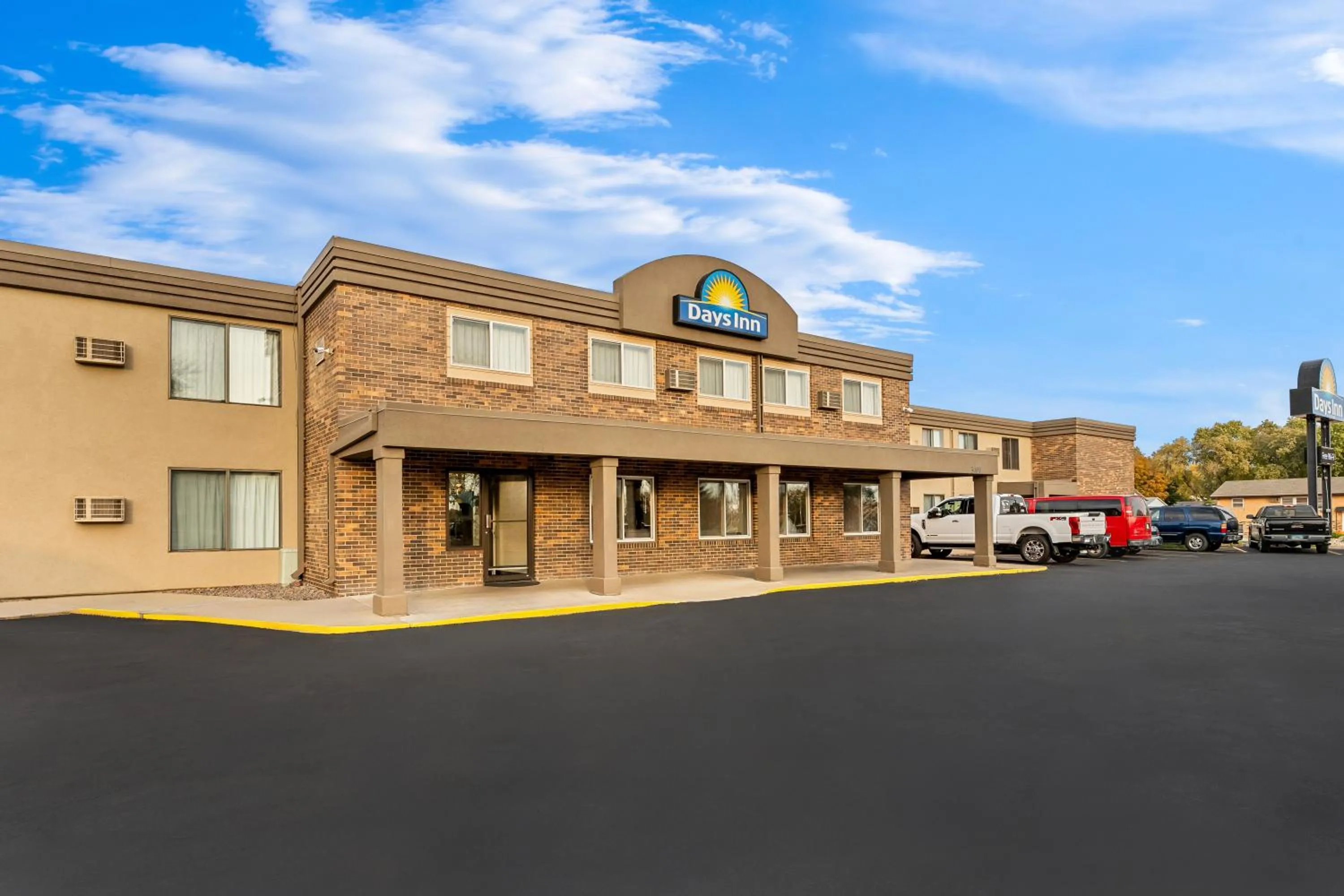Property building in Days Inn by Wyndham Sioux Falls
