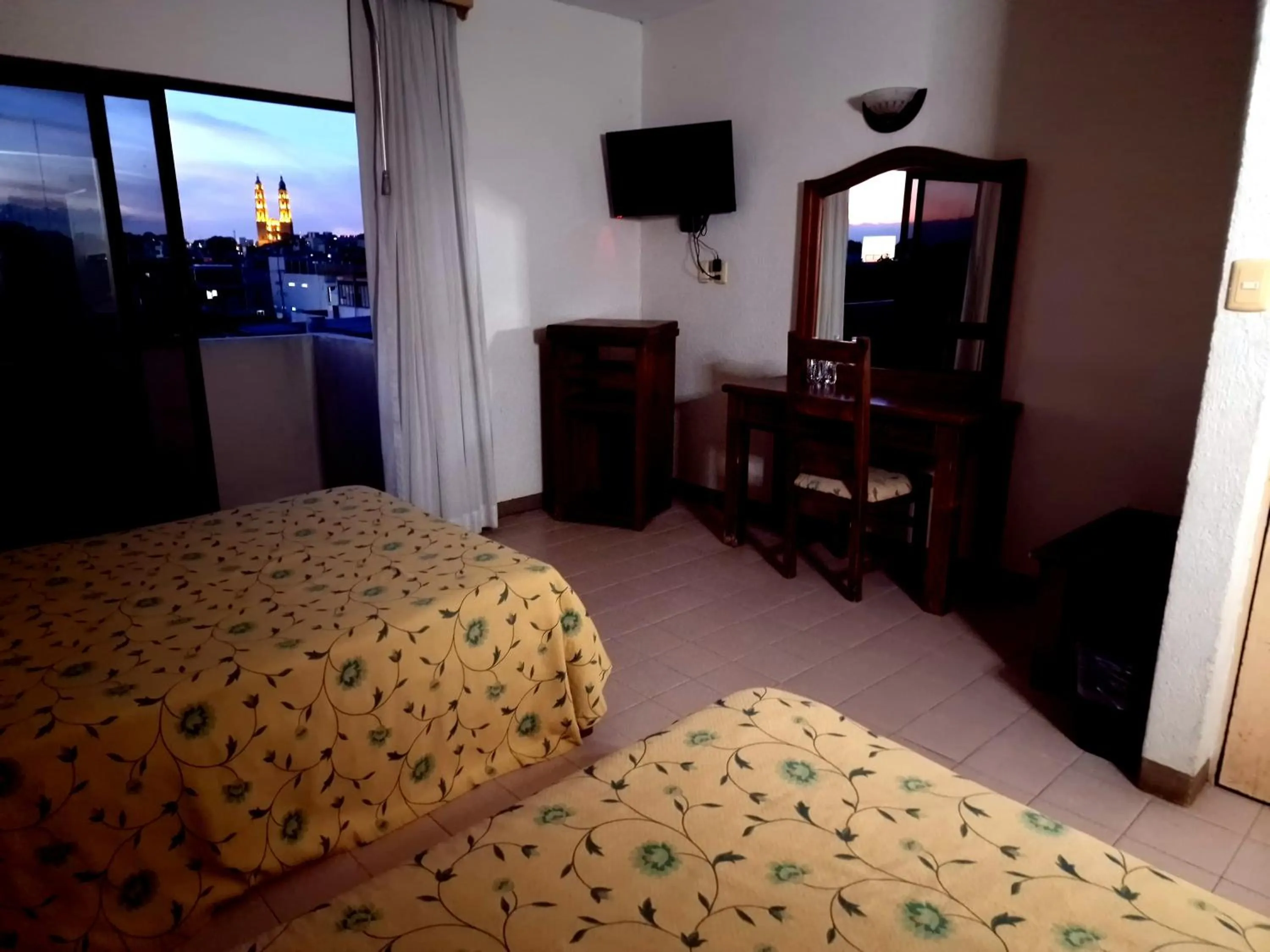 Property building in Hotel Plaza Independencia