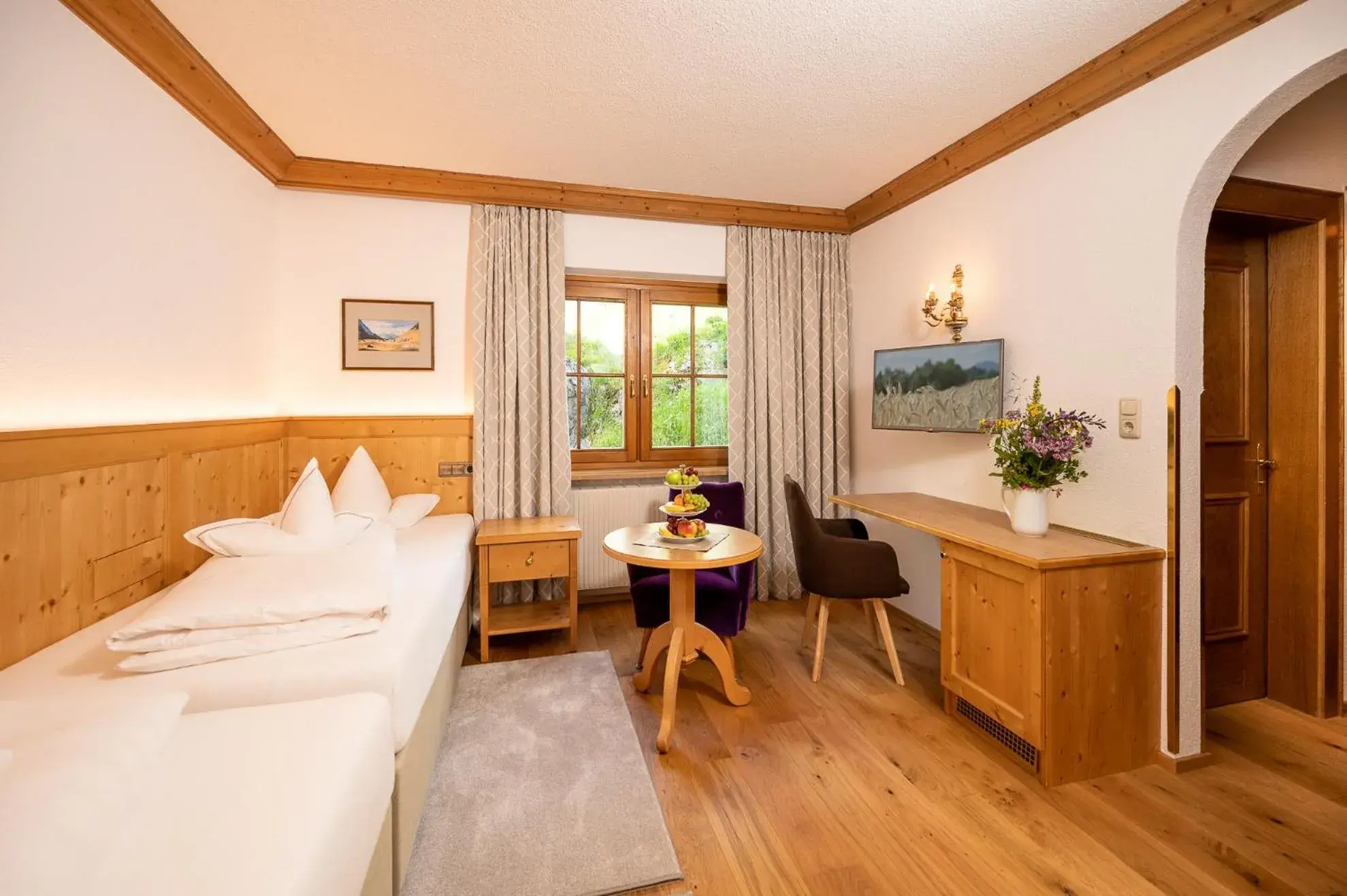 Twin Room in Hotel Enzian Twin Room in Hotel Enzian