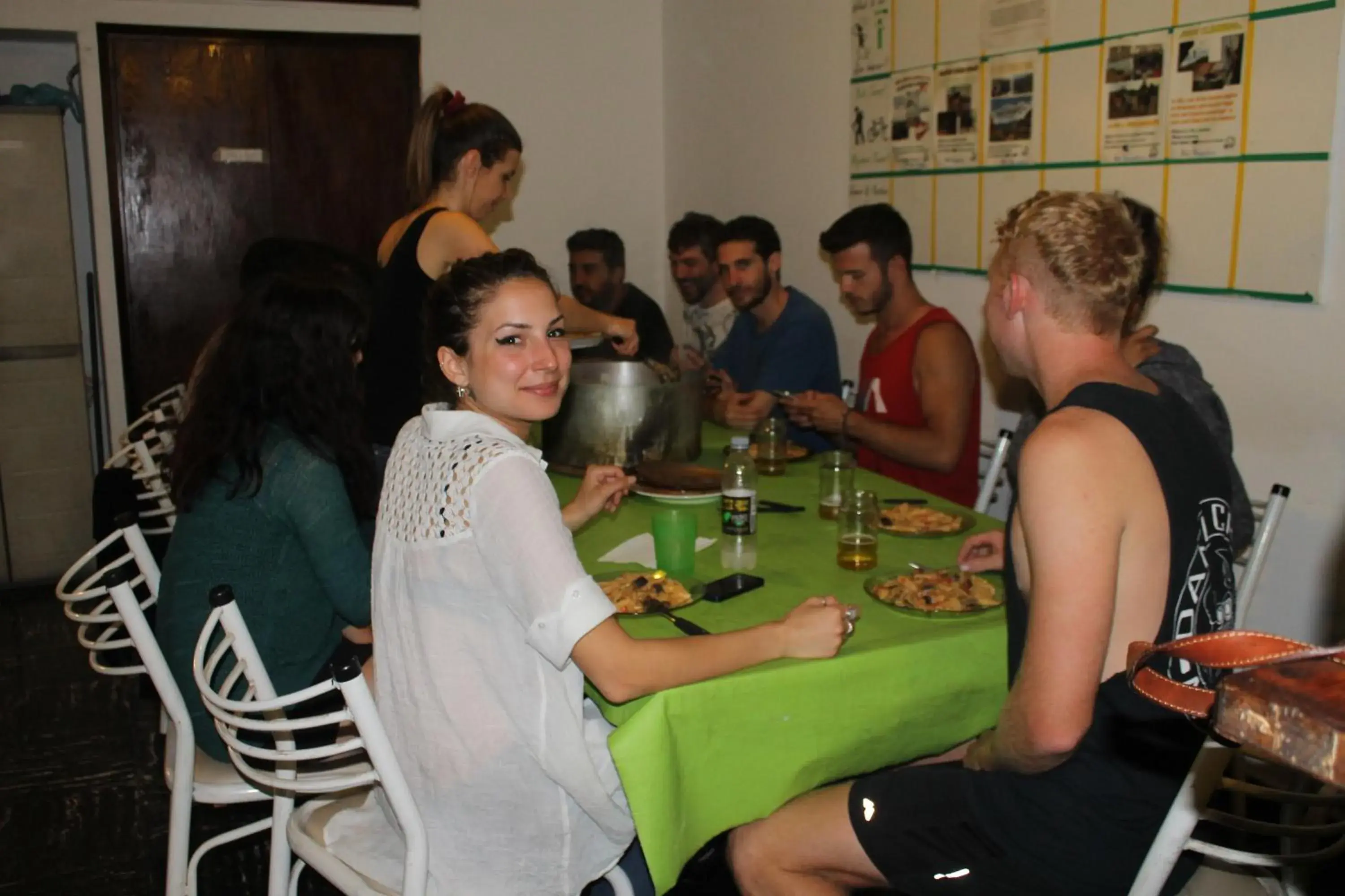 People in Link Cordoba Hostel