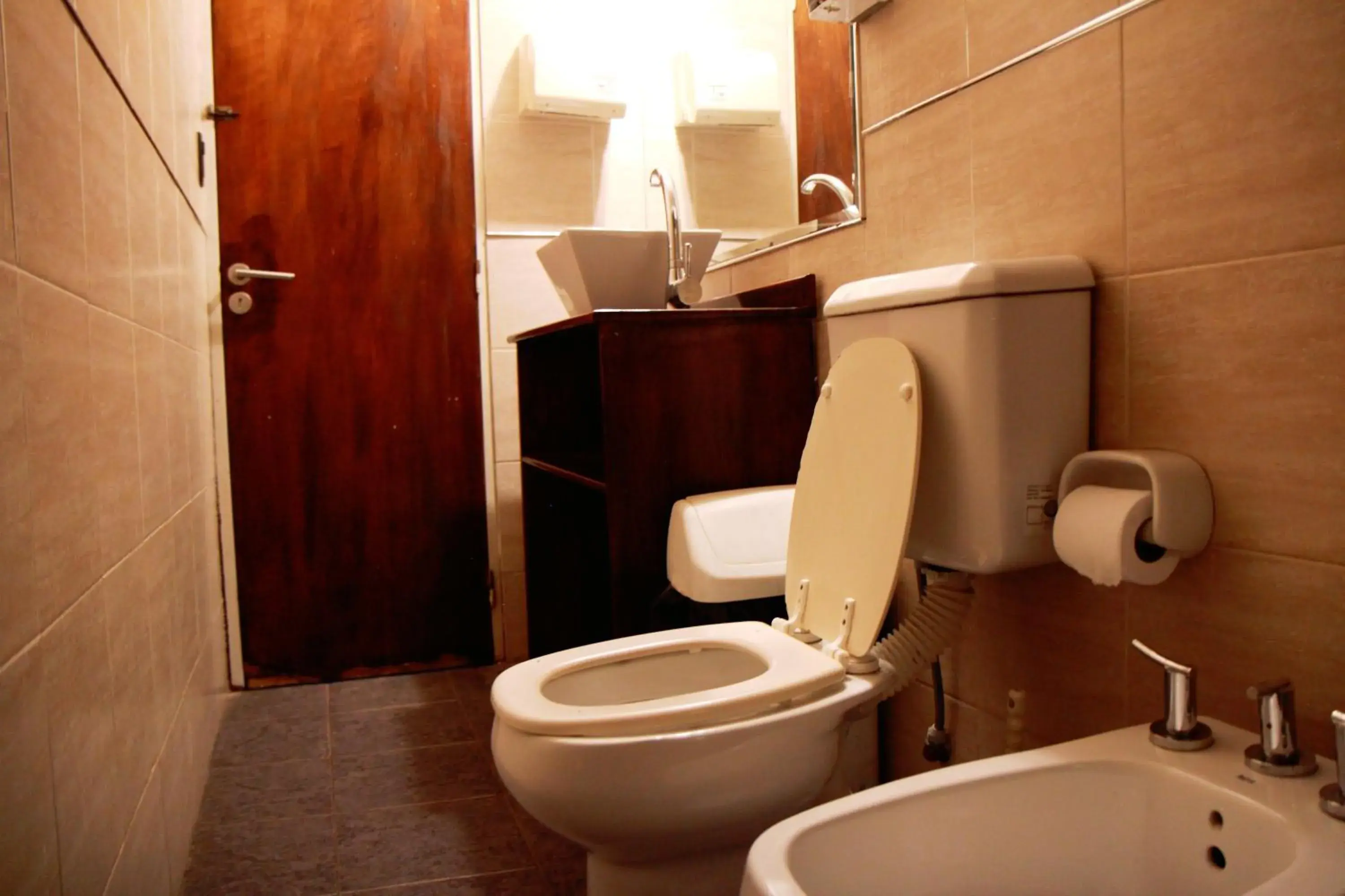 Bathroom in Link Cordoba Hostel