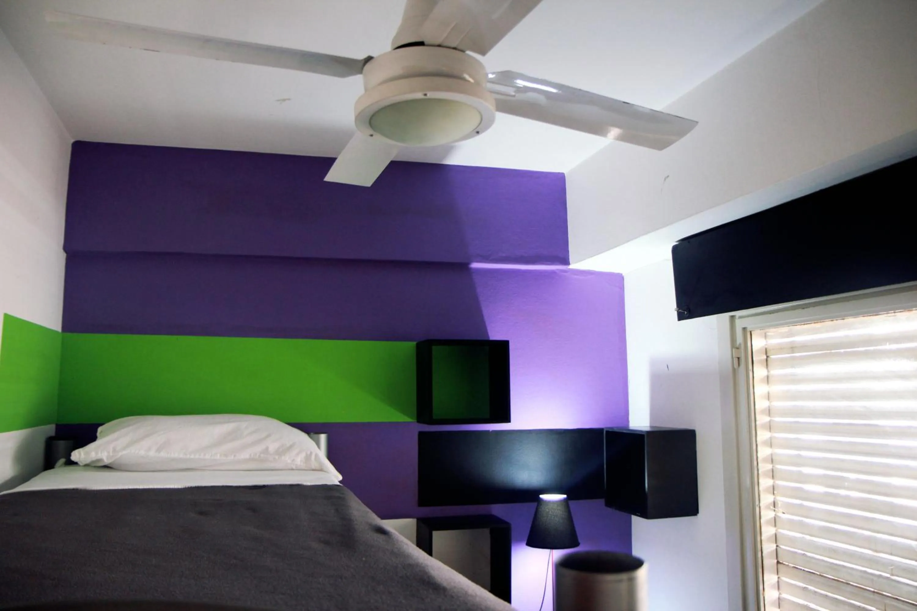 Photo of the whole room, Bed in Link Cordoba Hostel