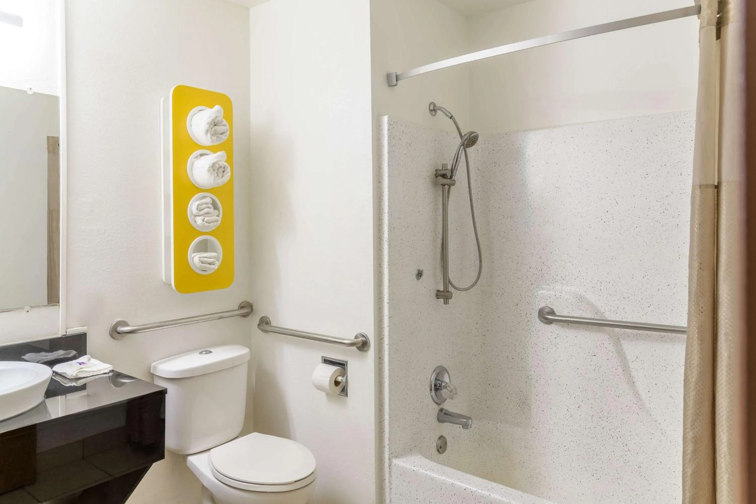 Bathroom in Motel 6-Sedalia, MO