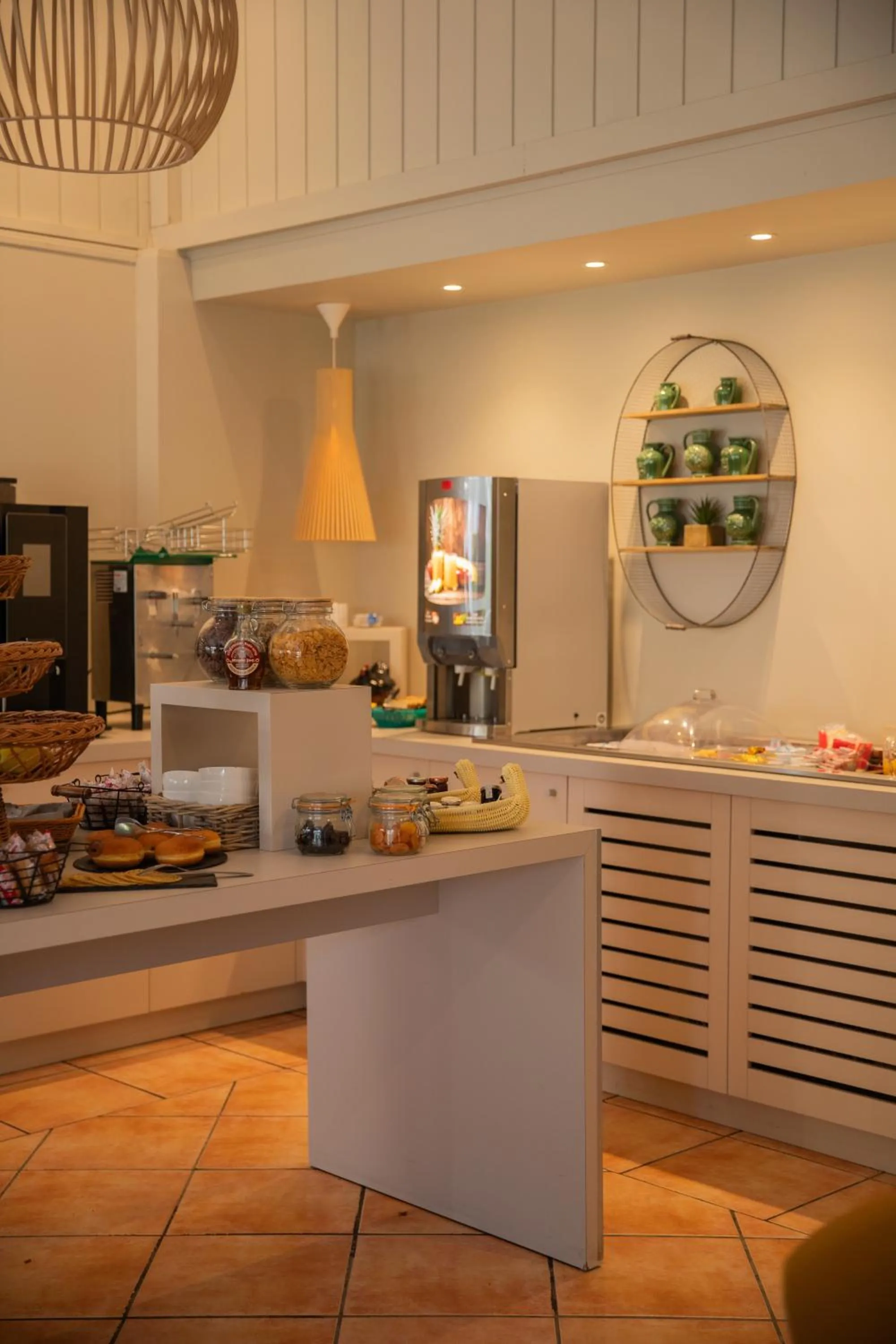 Breakfast in Kyriad Nîmes Ouest A9