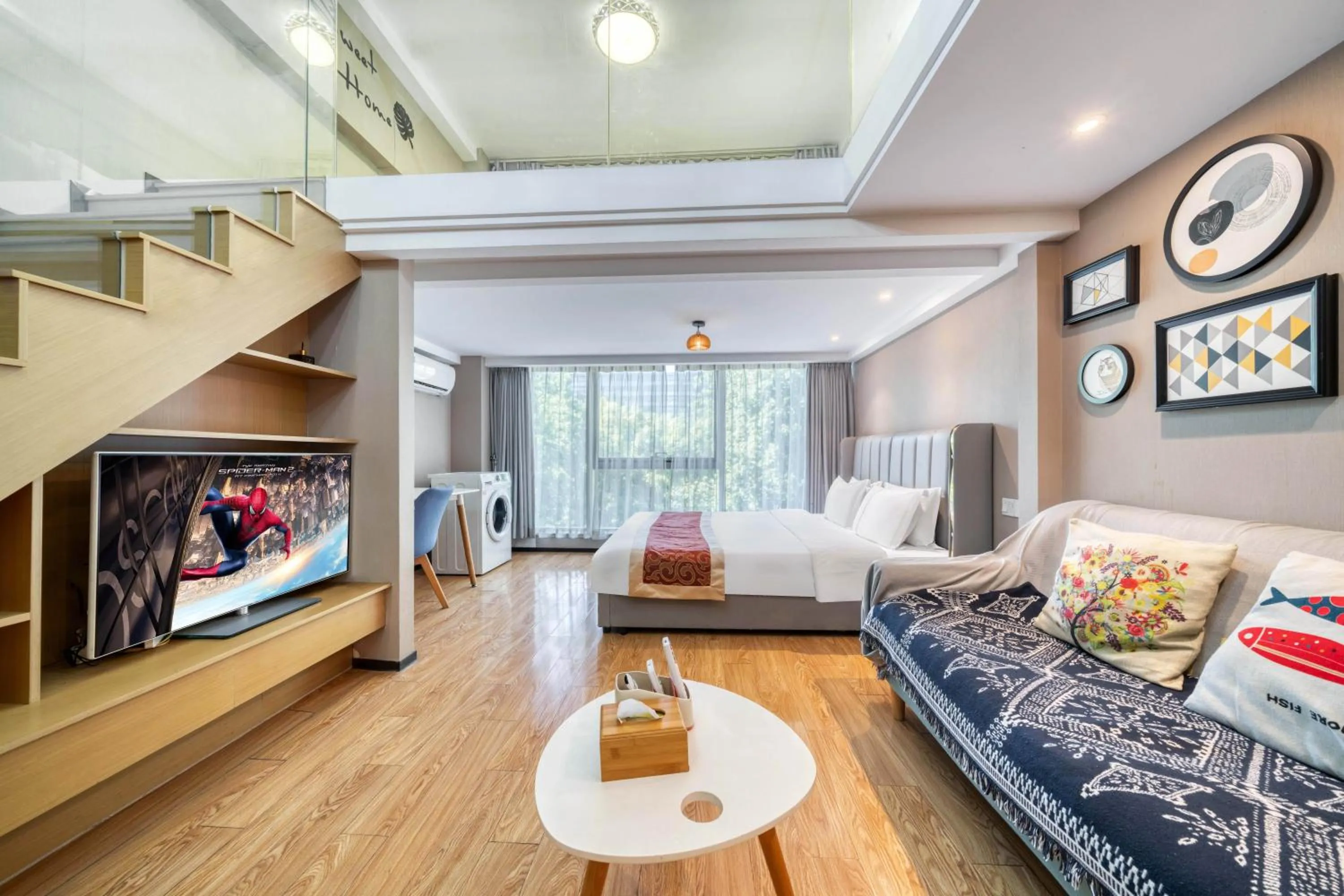 Living room in Plesant Daily Rental Apartment