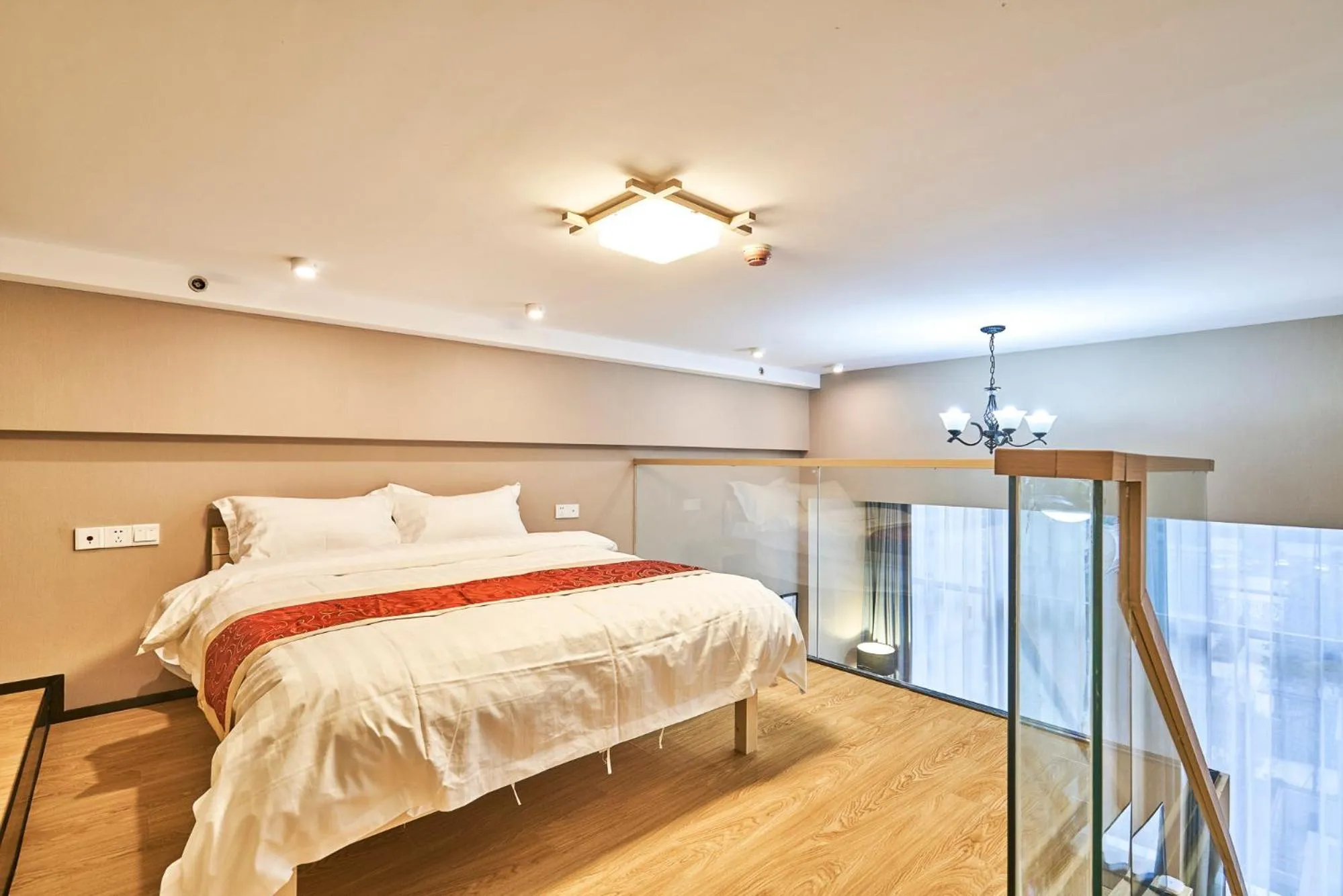 Bed in Plesant Daily Rental Apartment