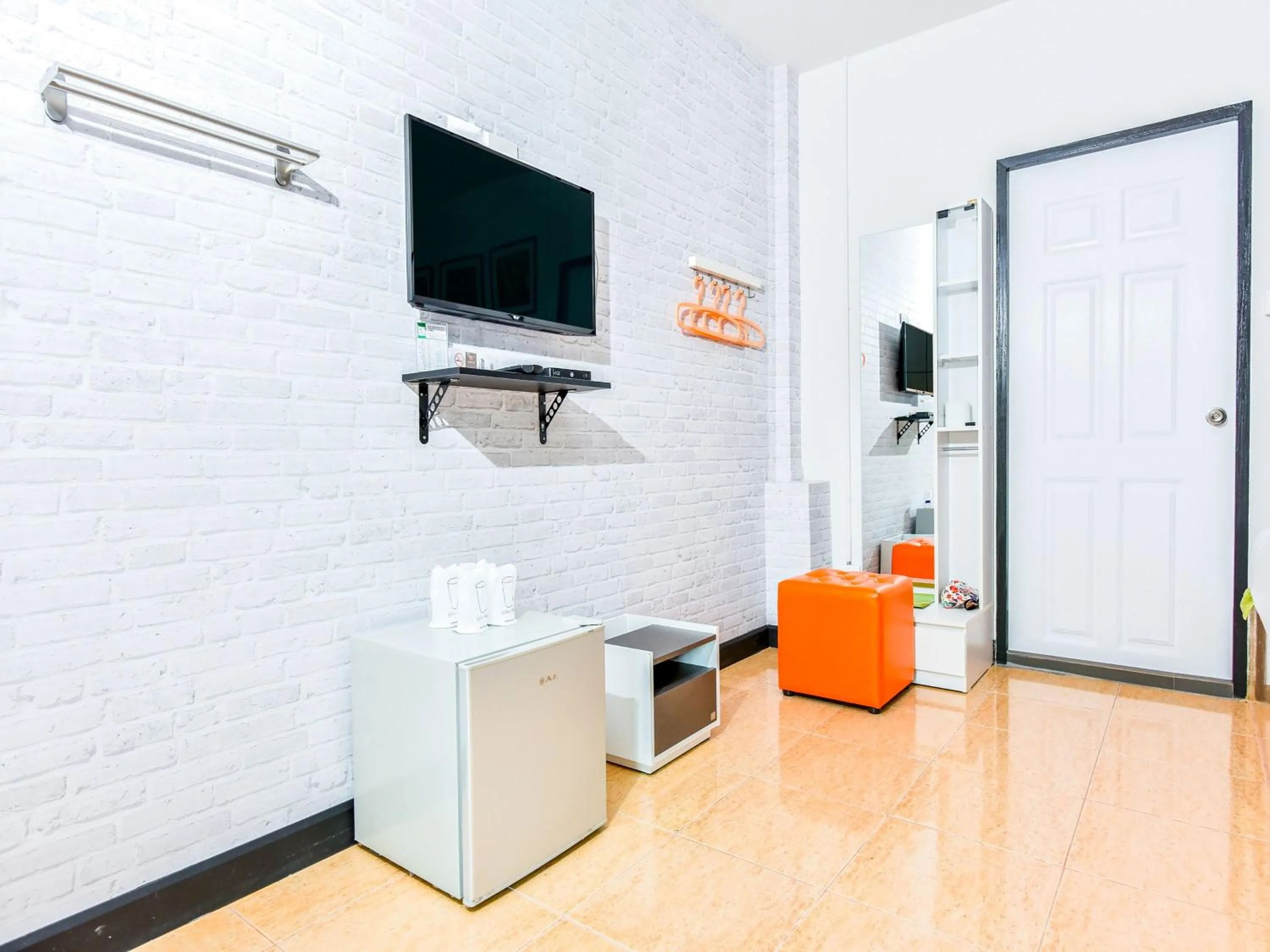 TV and multimedia in Nana River Kaeng Krachan