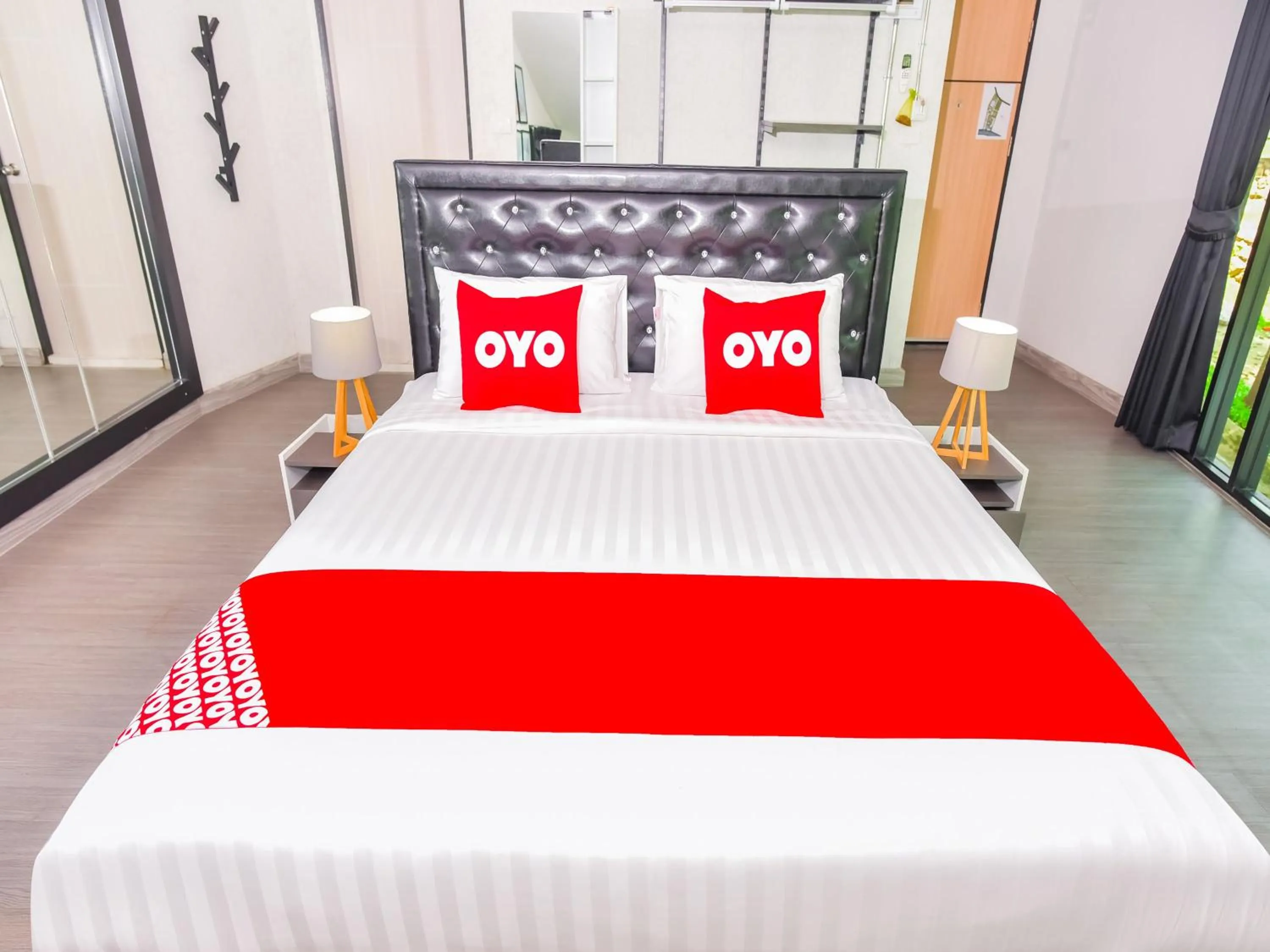 Bedroom, Bed in Nana River Kaeng Krachan