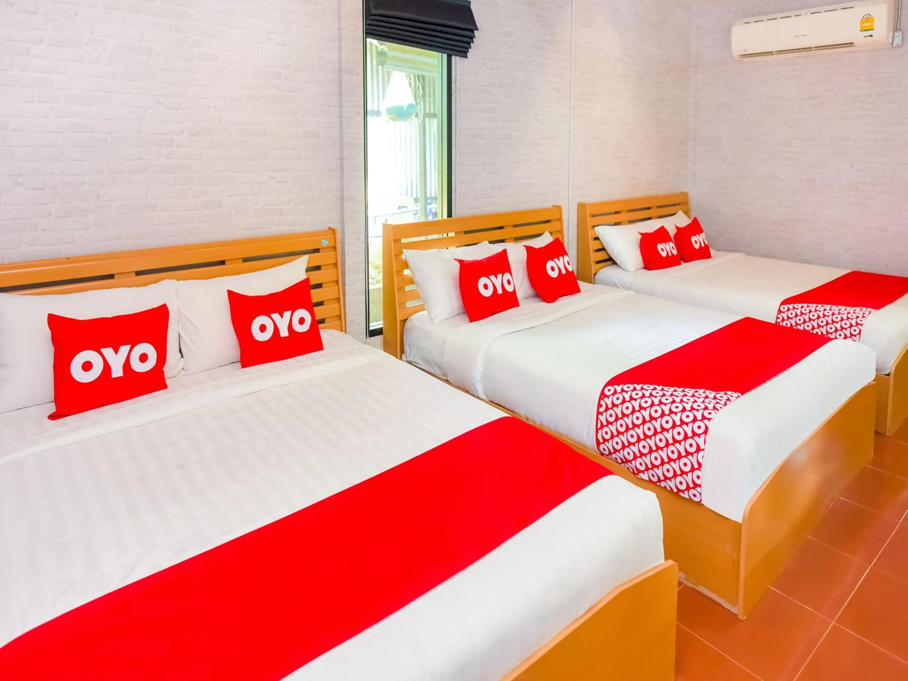 Bedroom, Bed in Nana River Kaeng Krachan