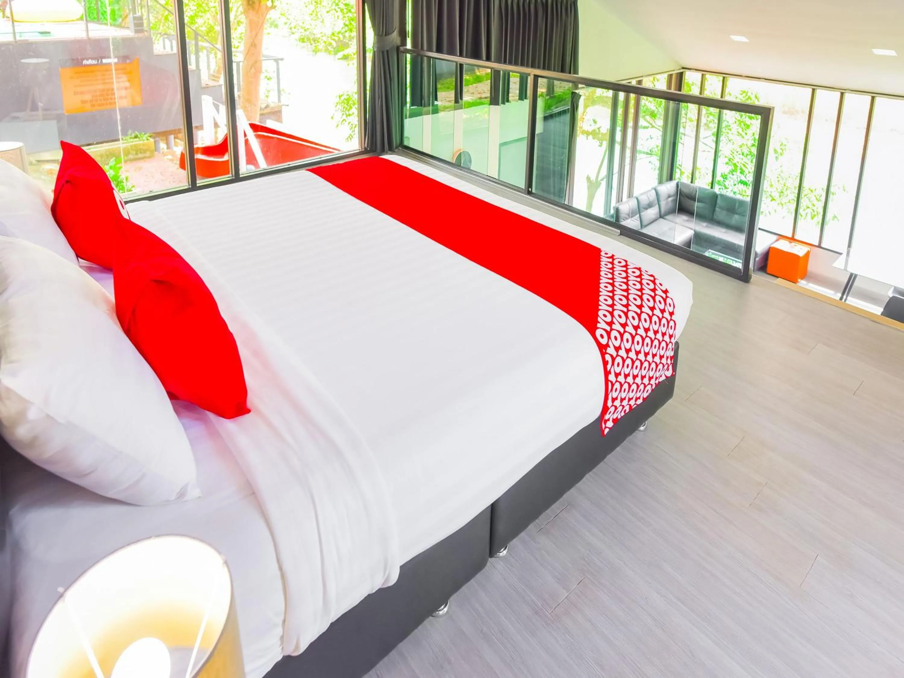 Bedroom, Bed in Nana River Kaeng Krachan