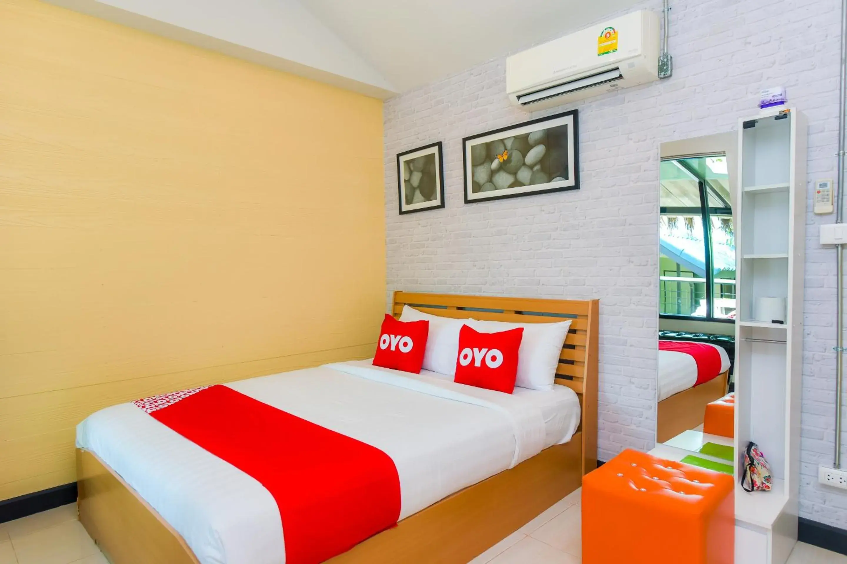Bedroom in OYO Capital O 390 Nana River Kaeng Krachan