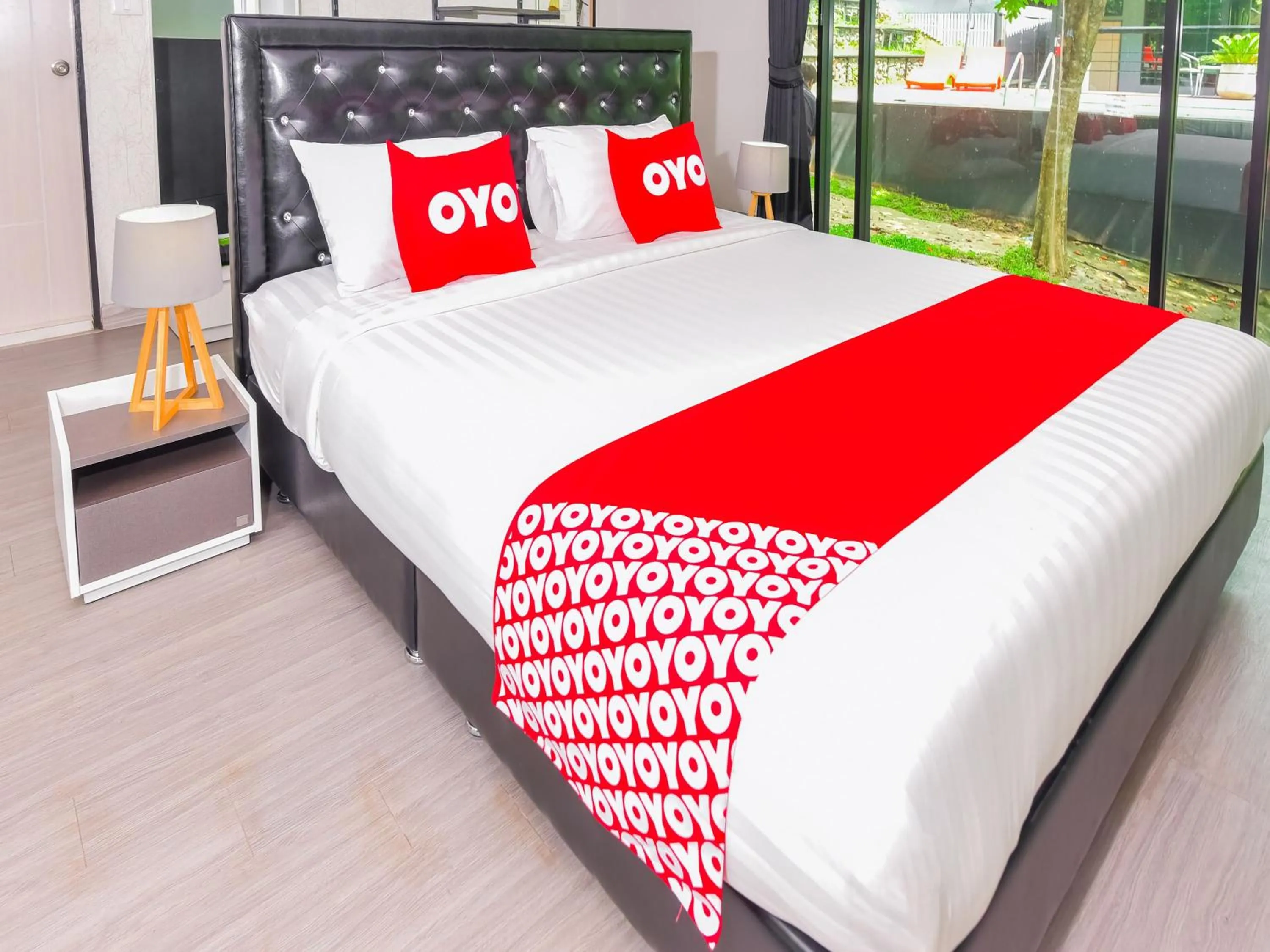 Bedroom, Bed in Nana River Kaeng Krachan