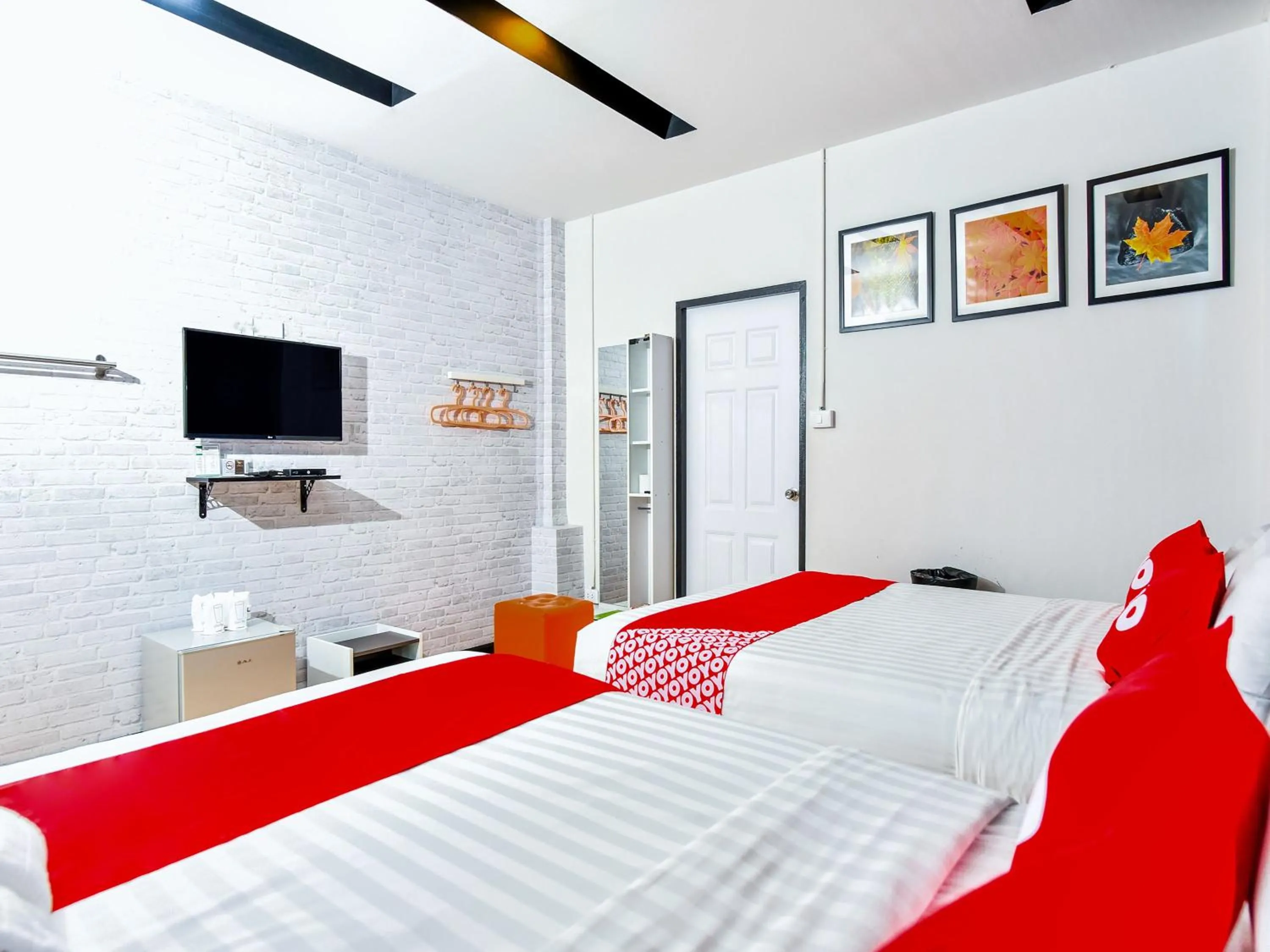 Bedroom, Bed in Nana River Kaeng Krachan