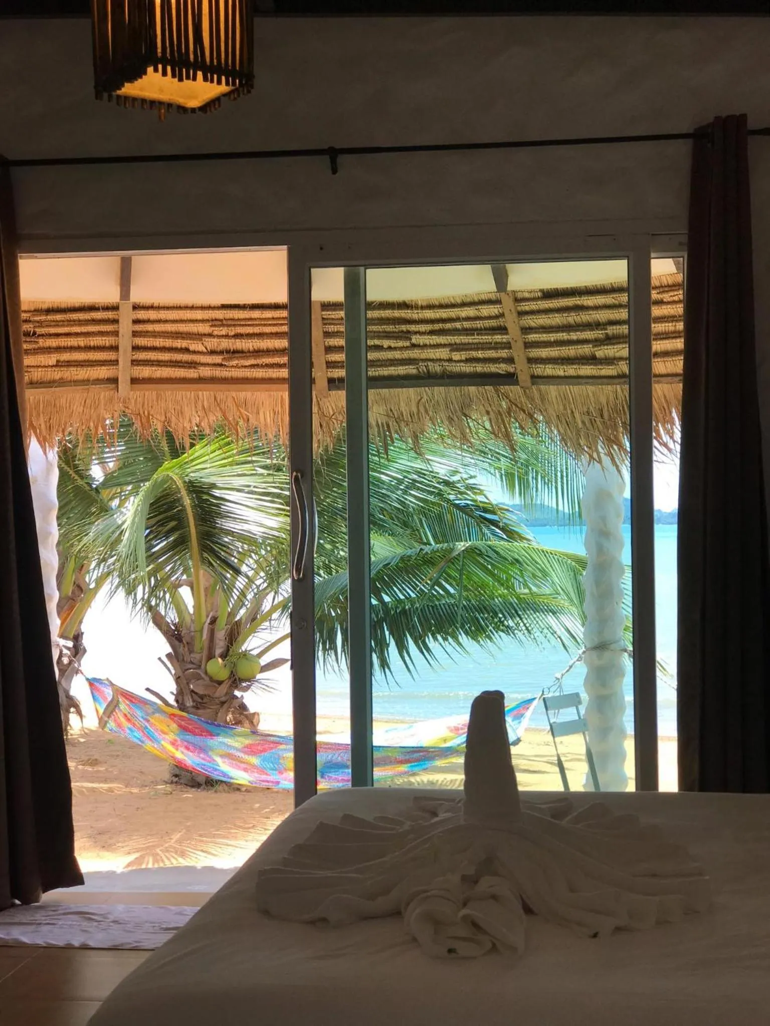 Sea view, Bed in Sunrise Beach Resort