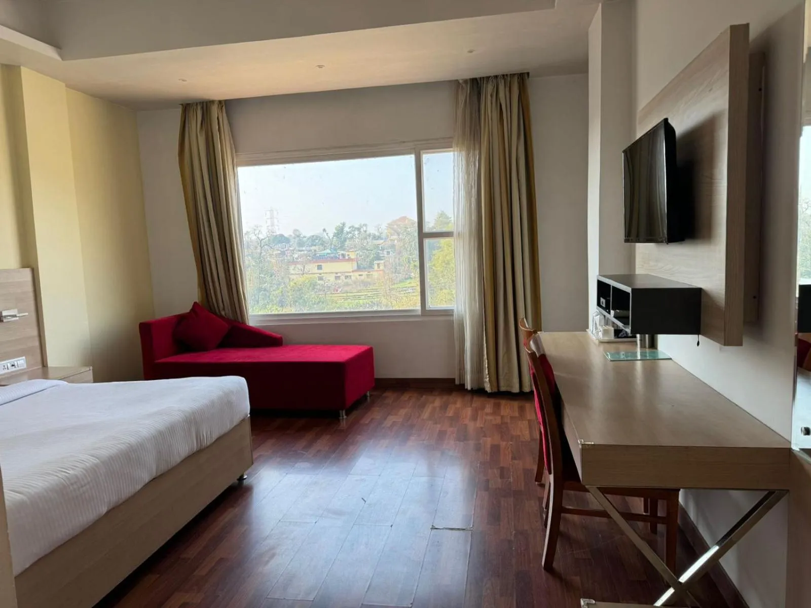 Bed in Hotel River Retreat