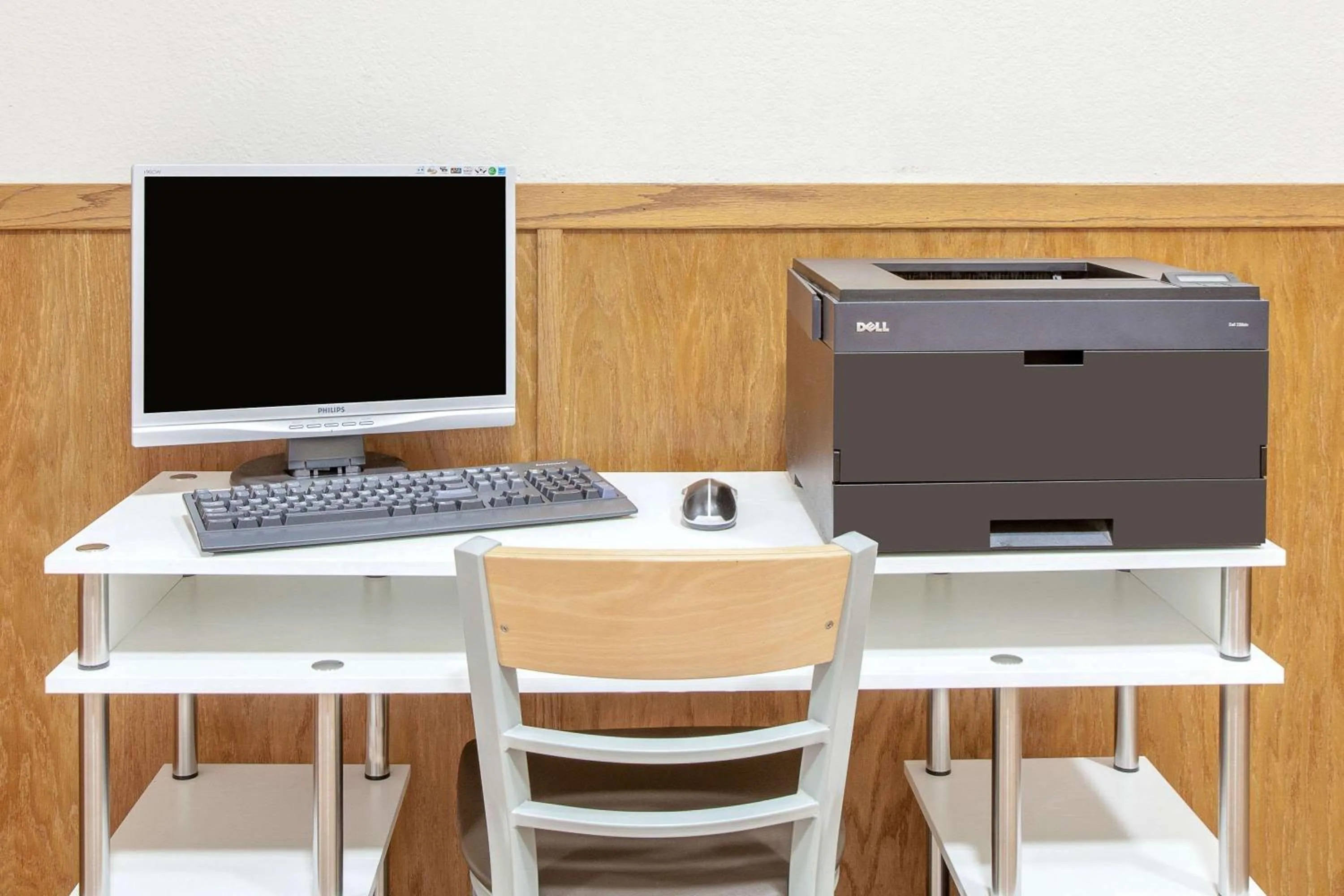 On site in Super 8 by Wyndham Mt Pleasant