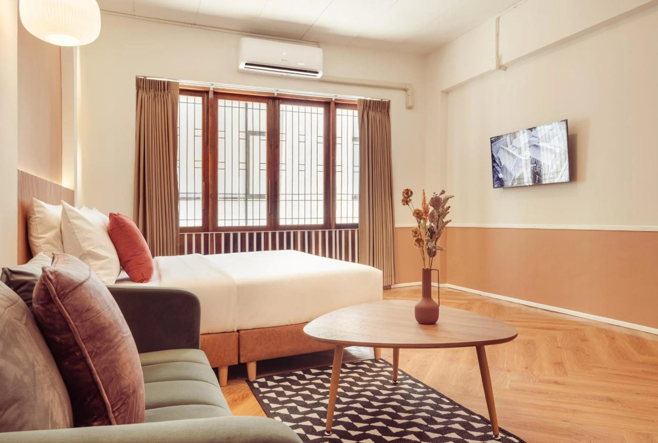 Bed in House Of PaPa Bangkok Siam